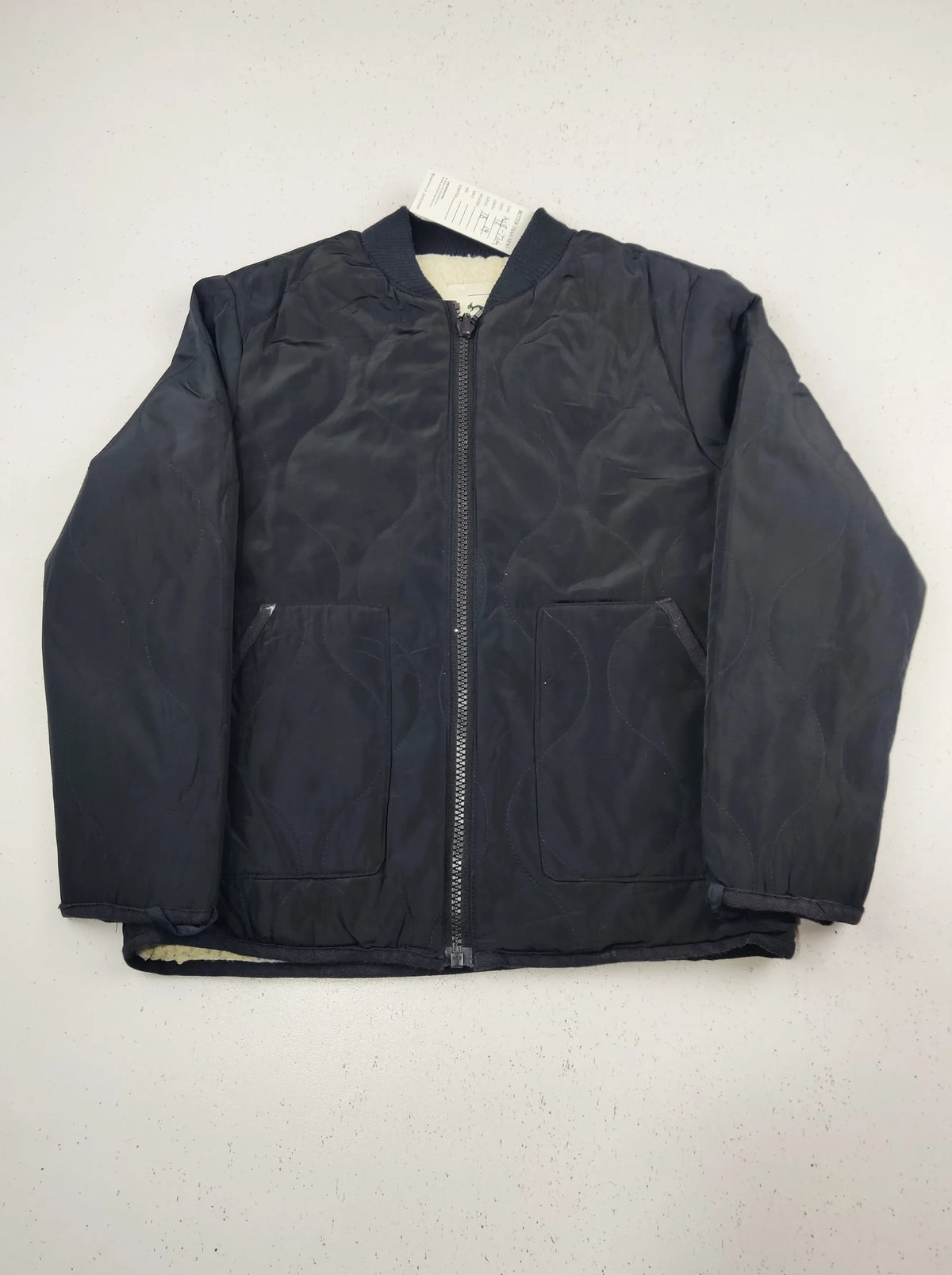 Buy online pre-used pre-loved 100% authentic & Original branded Cyrillus (KJB-7704) available in Pakistan. Top international brands avilable.