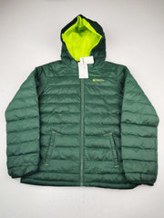 Buy online pre-used pre-loved 100% authentic & Original branded Mountain Warehouse (KJB-7736) available in Pakistan. Top international brands avilable.