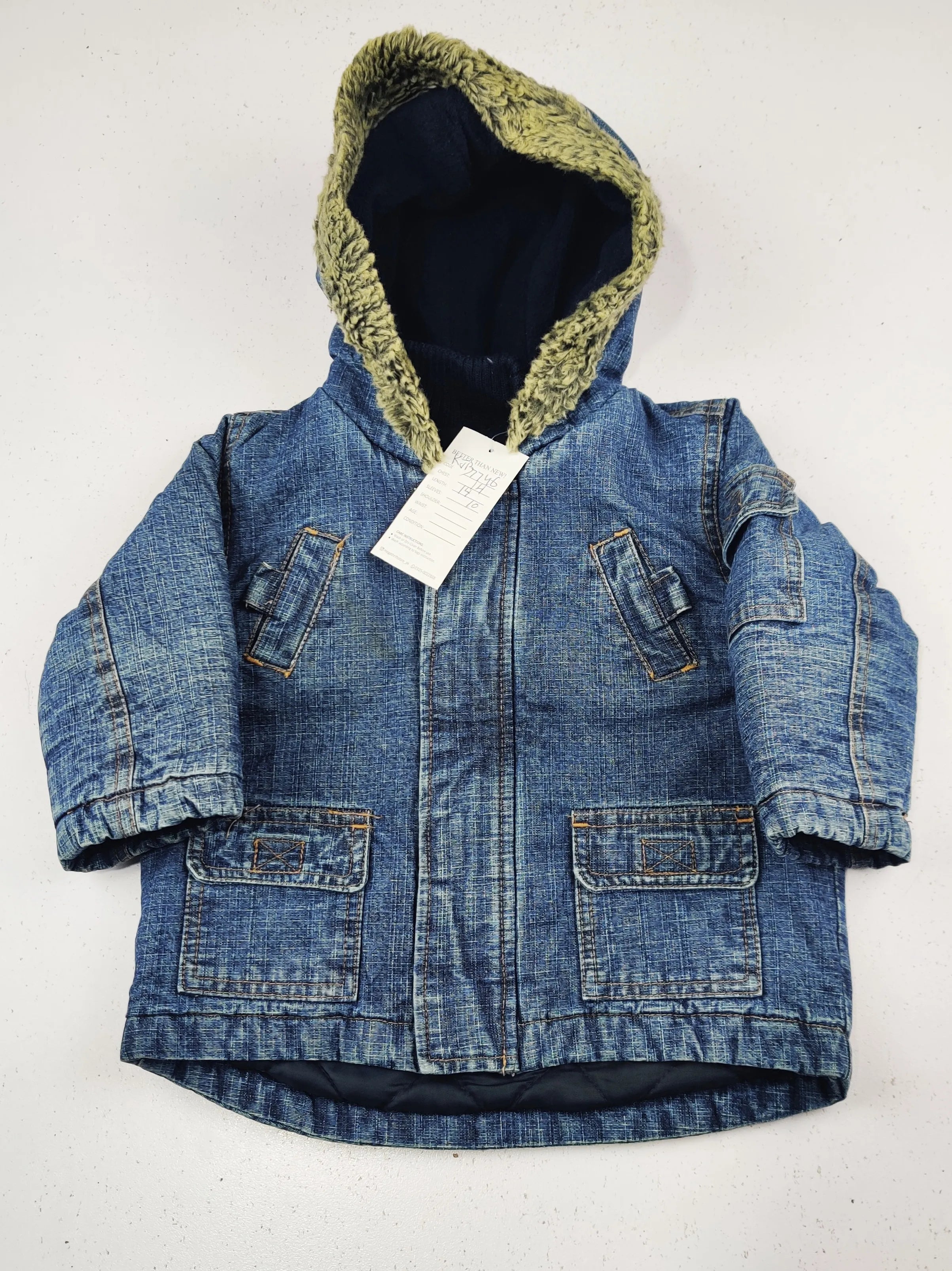 Buy online pre-used pre-loved 100% authentic & Original branded Unknown Brand (KJB-7746) available in Pakistan. Top international brands avilable.