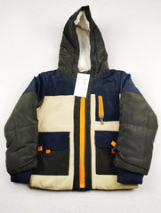 Buy online pre-used pre-loved 100% authentic & Original branded Boys Juniors (KJB-7760) available in Pakistan. Top international brands avilable.
