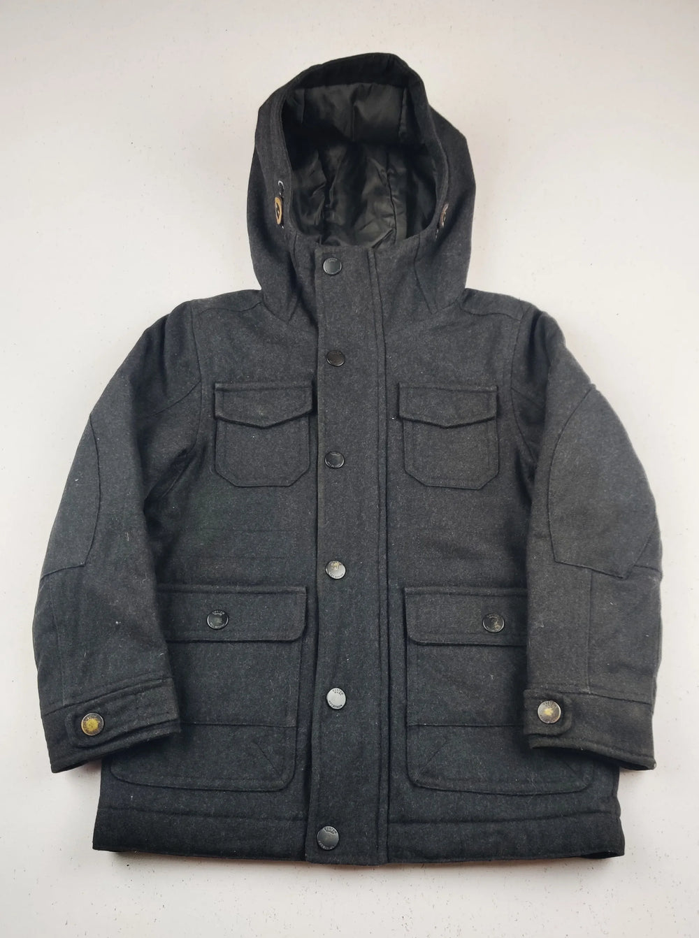 Buy online pre-used pre-loved 100% authentic & Original branded Grey (KJB-7777) available in Pakistan. Top international brands avilable.