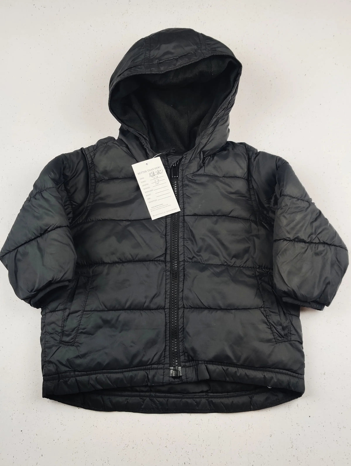 Buy online pre-used pre-loved 100% authentic & Original branded Old Navy (KJB-7867) available in Pakistan. Top international brands avilable.