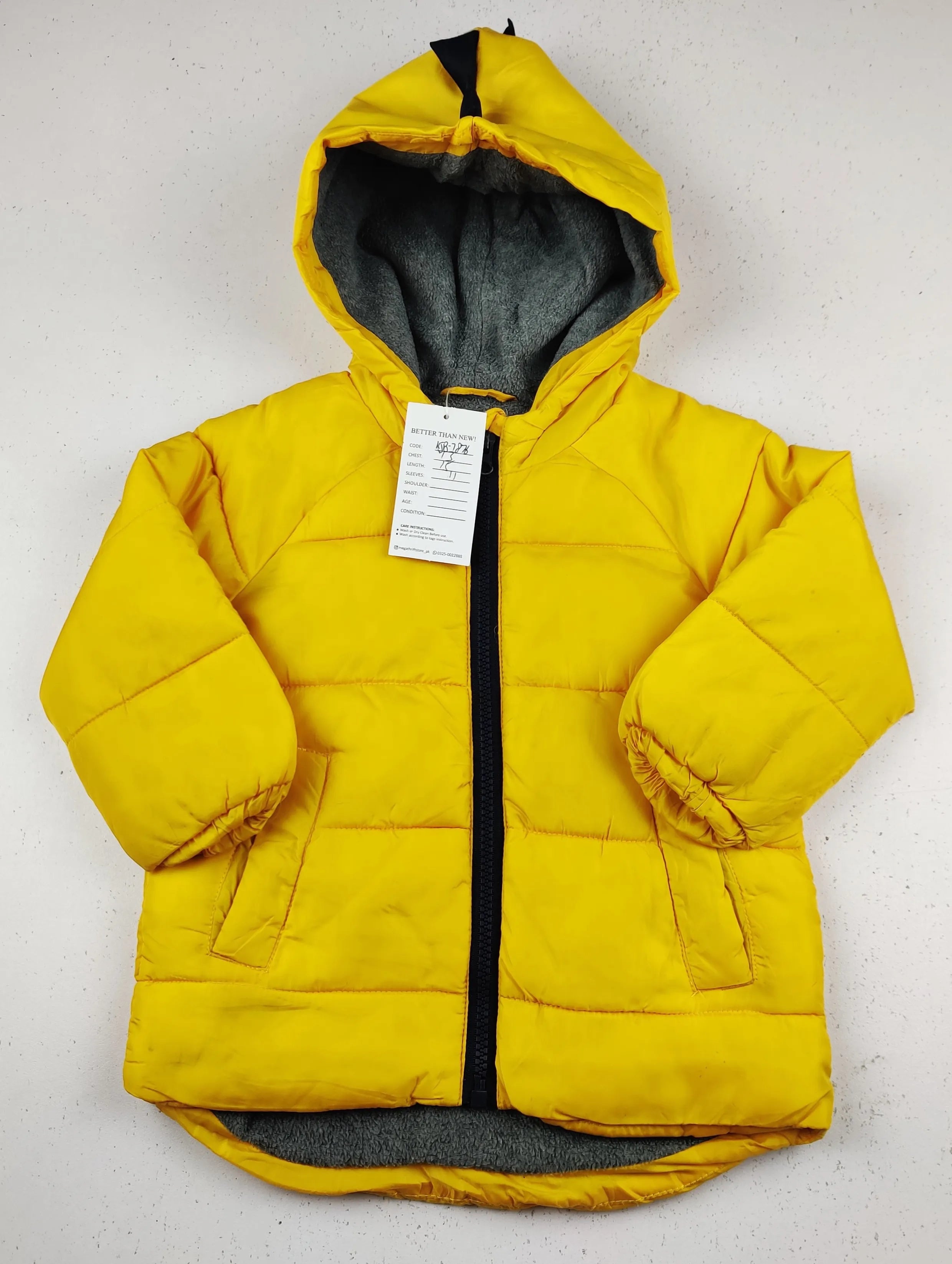 Buy online pre-used pre-loved 100% authentic & Original branded Unknown Brand (KJB-7876) available in Pakistan. Top international brands avilable.