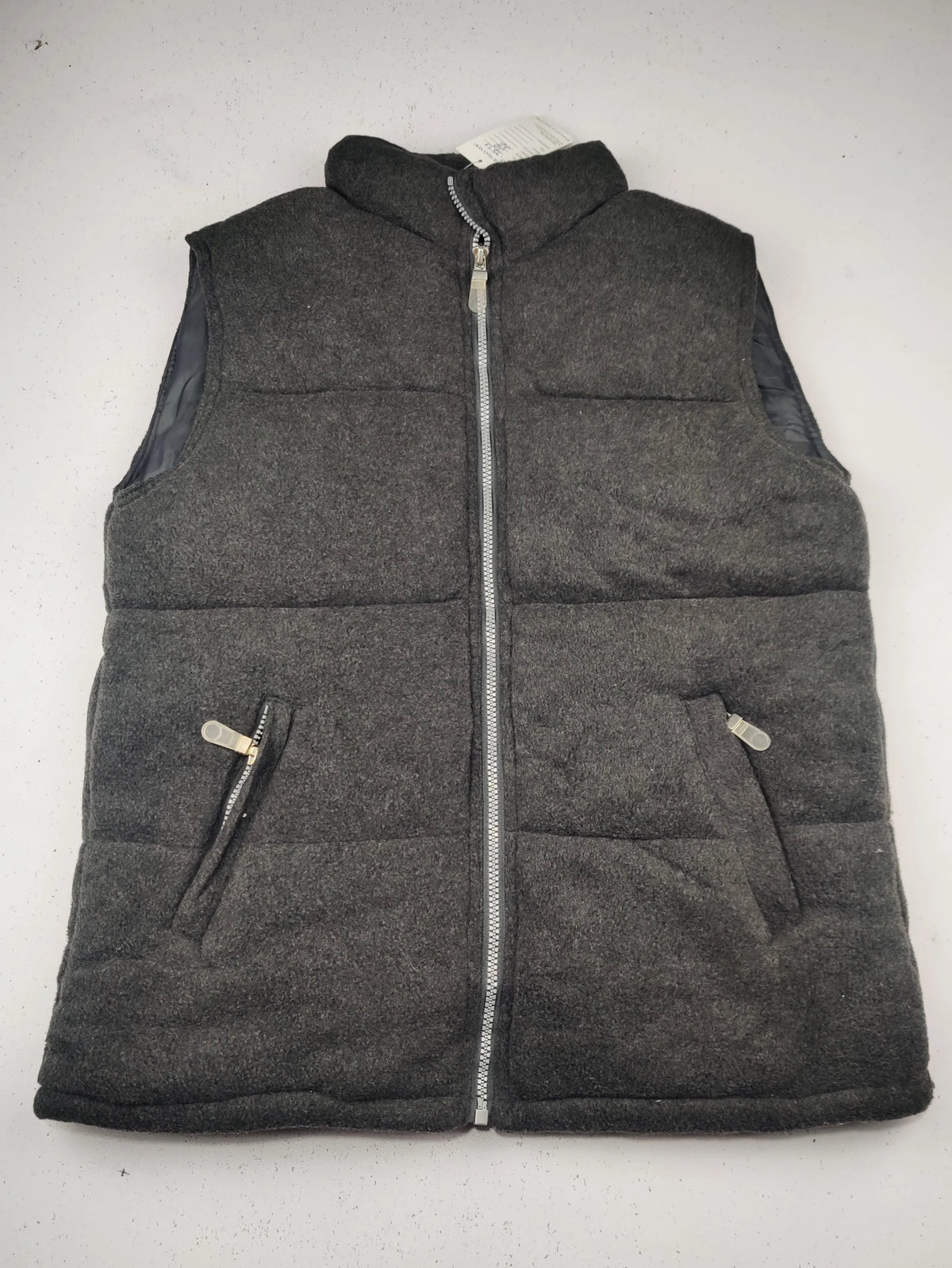 Buy online pre-used pre-loved 100% authentic & Original branded Ws (KJB-7897) available in Pakistan. Top international brands avilable.