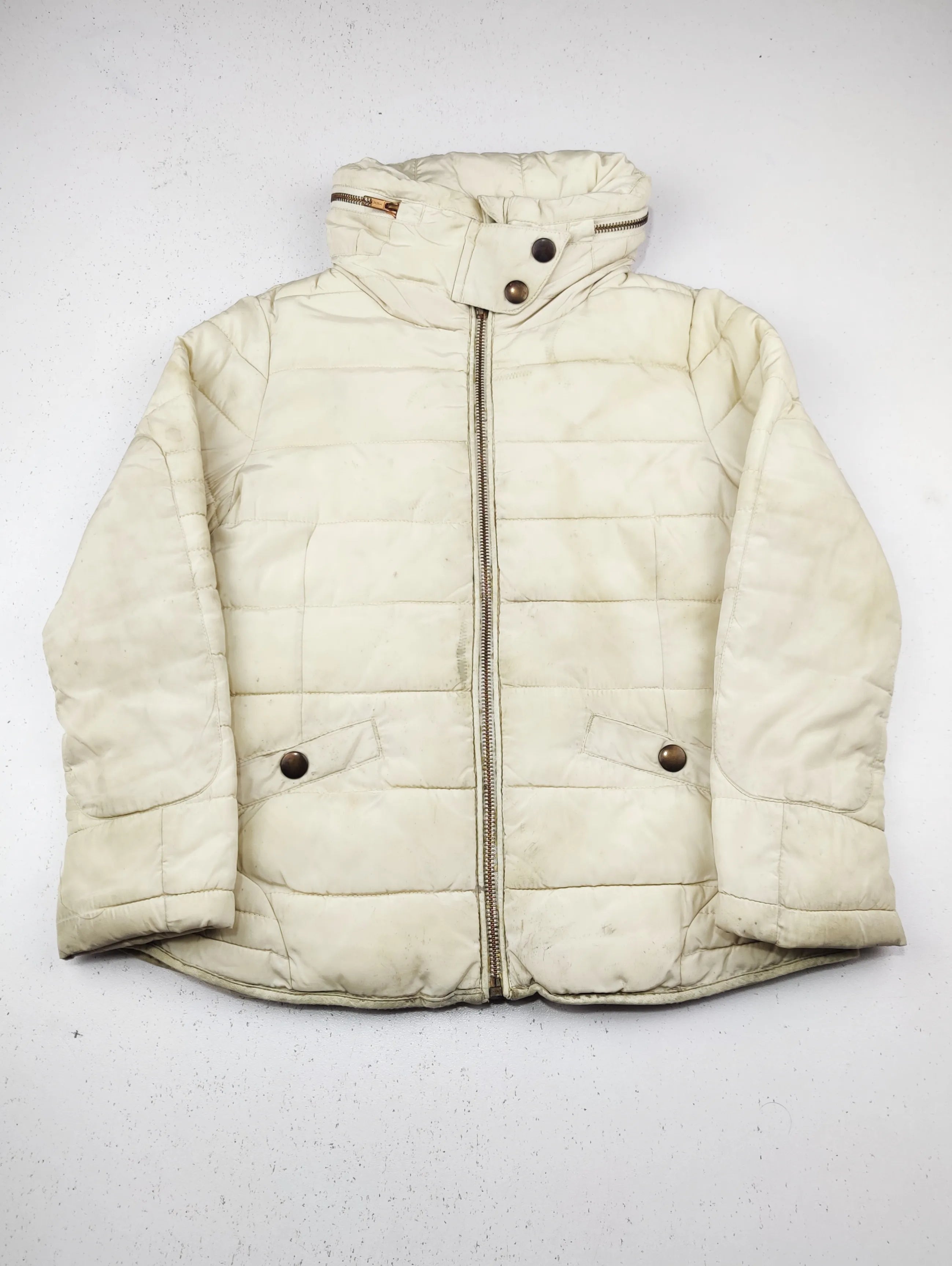 Buy online pre-used pre-loved 100% authentic & Original branded Next (KJB-7944) available in Pakistan. Top international brands avilable.