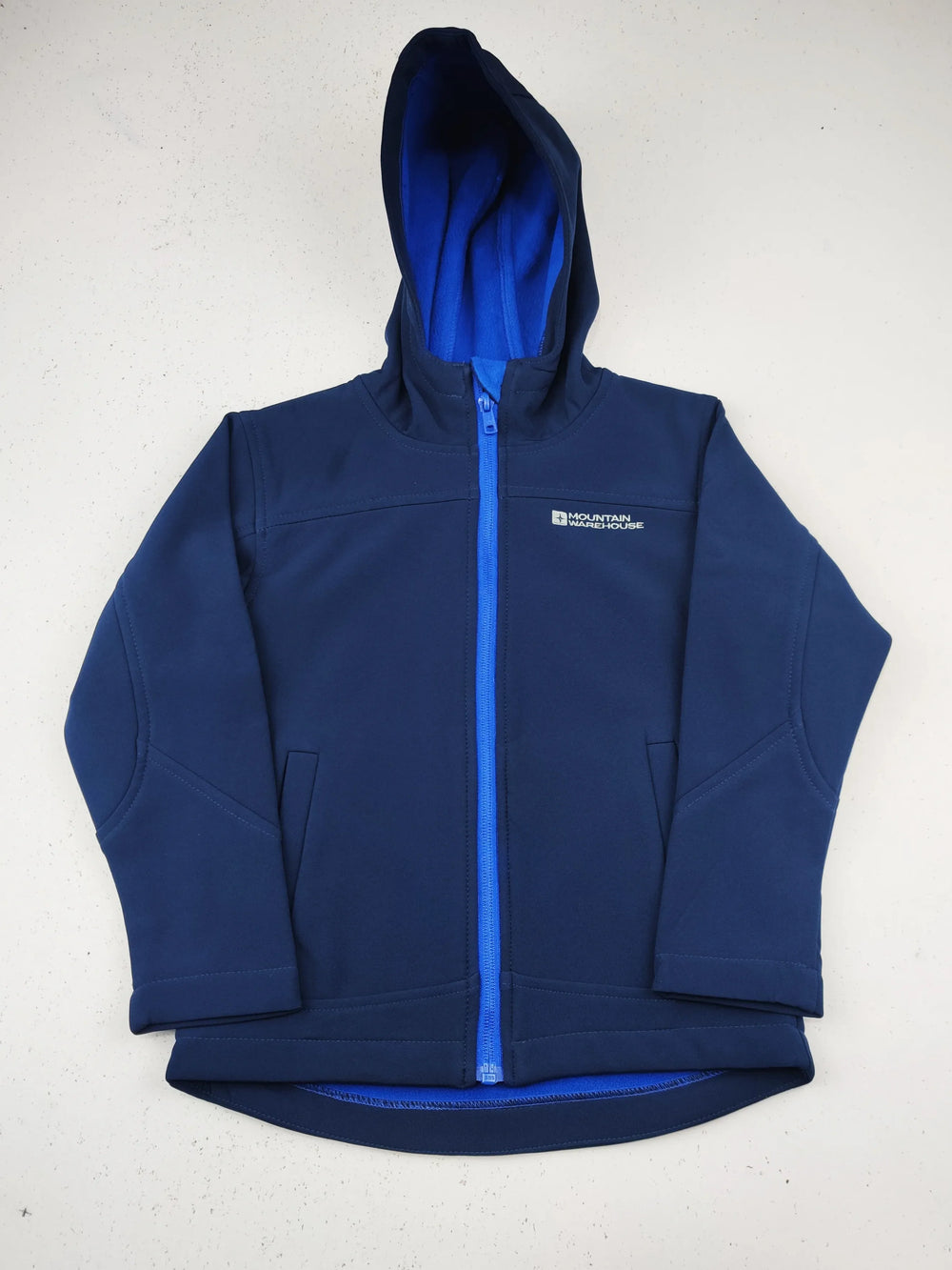 Buy online pre-used pre-loved 100% authentic & Original branded Mountain Warehouse (KJB-7953) available in Pakistan. Top international brands avilable.