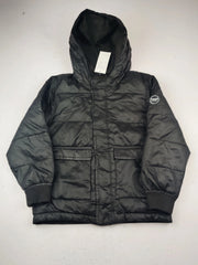 Buy online pre-used pre-loved 100% authentic & Original branded Abercrombie (KJB-7977) available in Pakistan. Top international brands avilable.