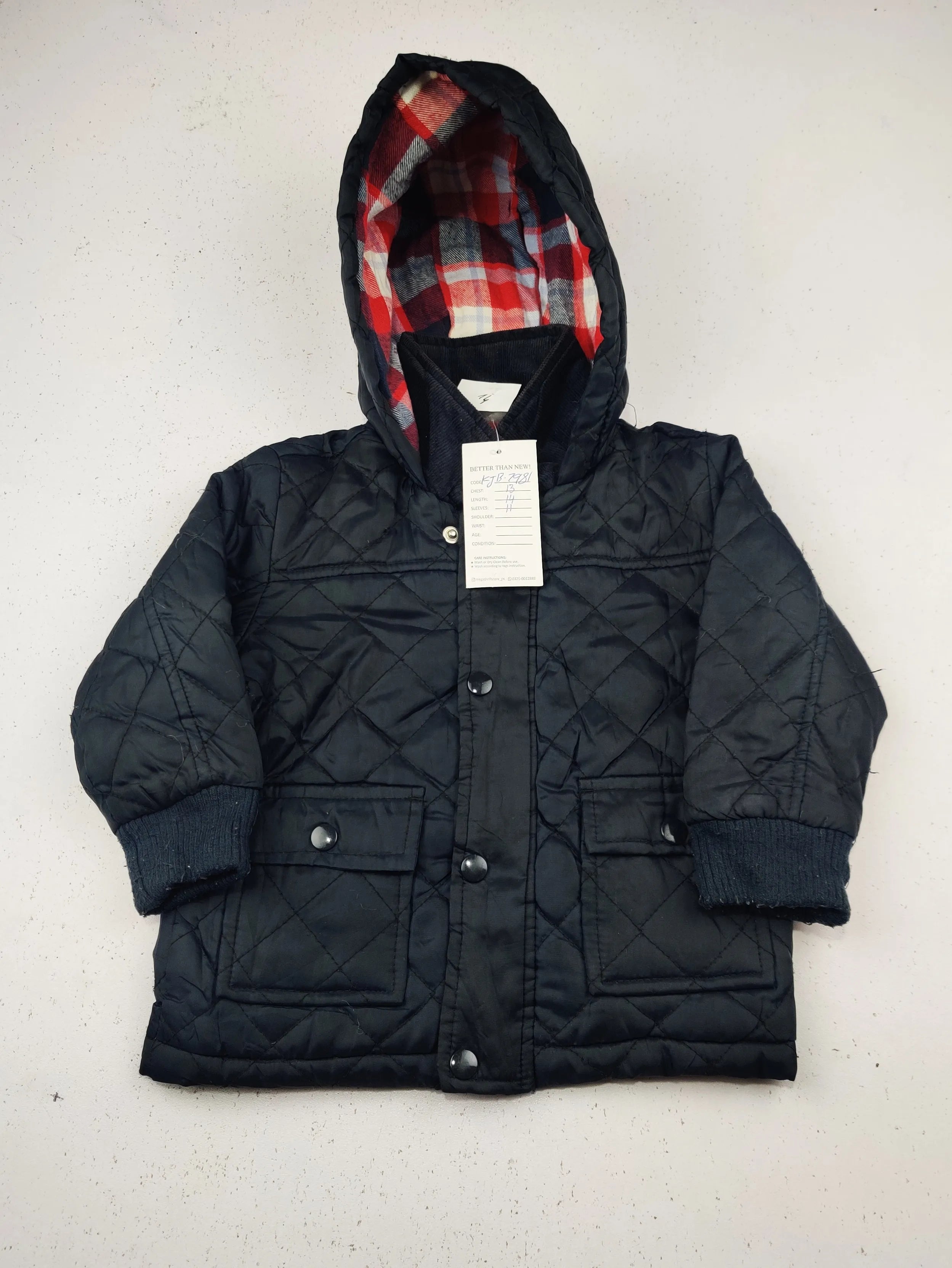 Buy online pre-used pre-loved 100% authentic & Original branded F&F (KJB-7981) available in Pakistan. Top international brands avilable.
