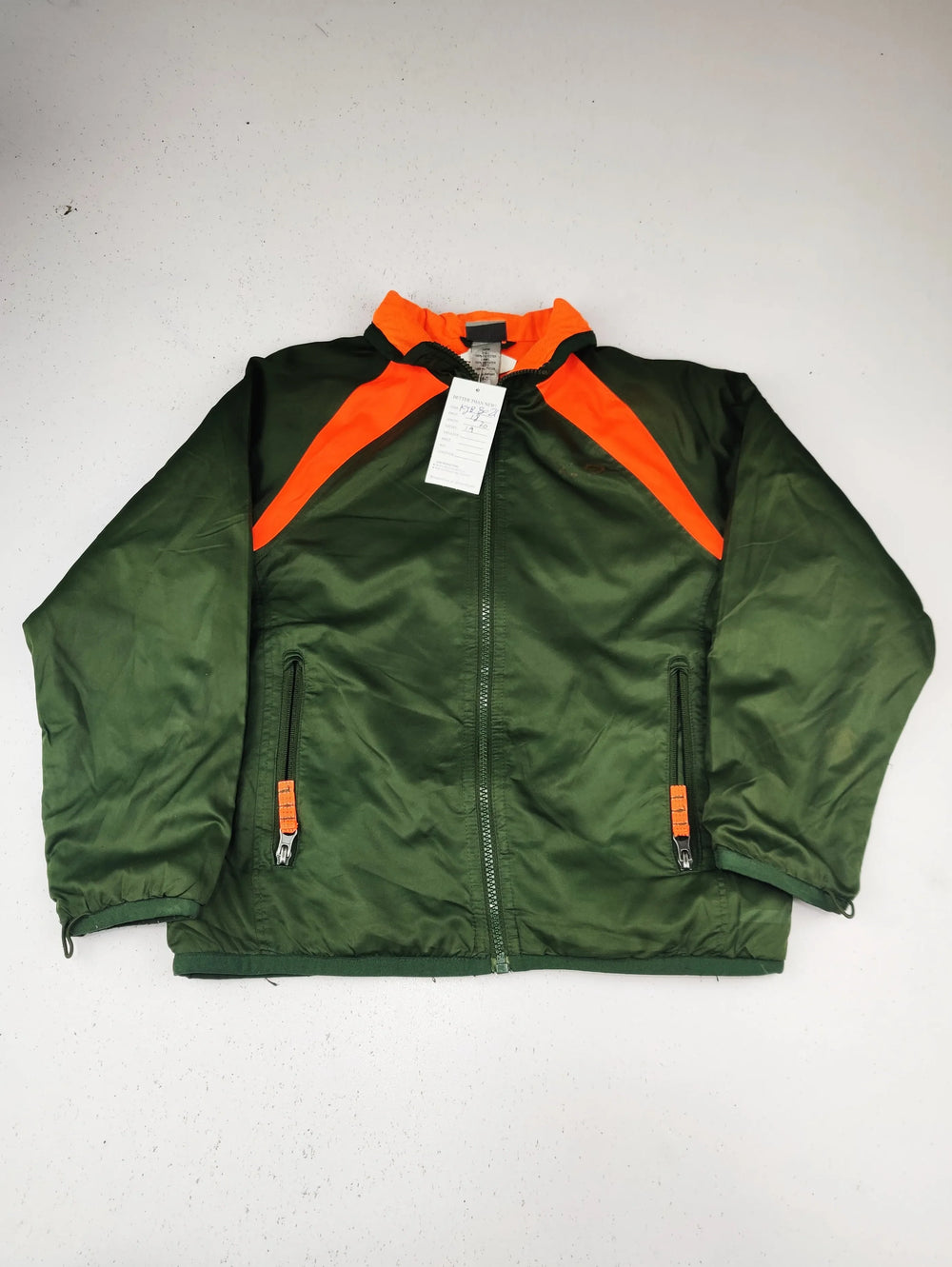 Buy online pre-used pre-loved 100% authentic & Original branded C.H.A.M.P.I.O.N (KJB-8021) available in Pakistan. Top international brands avilable.