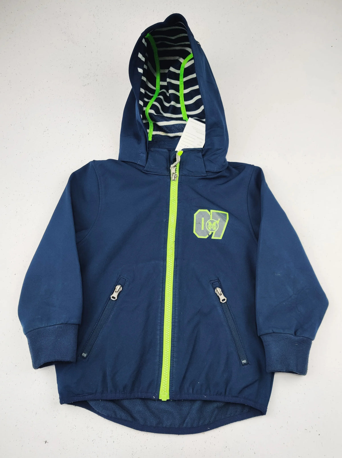 Buy online pre-used pre-loved 100% authentic & Original branded H&M (KJB-8050) available in Pakistan. Top international brands avilable.