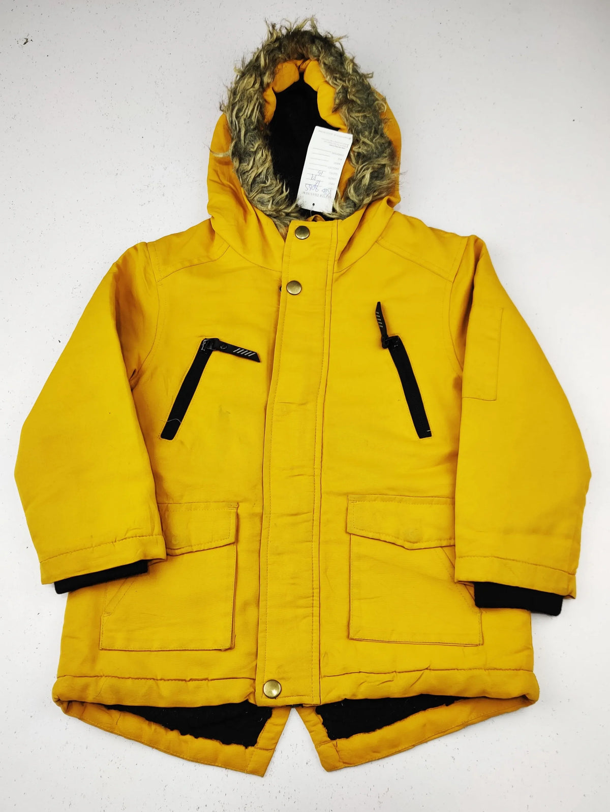 Buy online pre-used pre-loved 100% authentic & Original branded Primark (KJB-8065) available in Pakistan. Top international brands avilable.