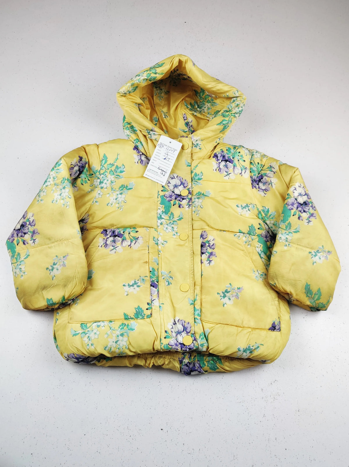 Buy online pre-used pre-loved 100% authentic & Original branded Marks & Spencer (KJG-12009) available in Pakistan. Top international brands avilable.
