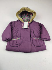 Buy online pre-used pre-loved 100% authentic & Original branded Marks & Spencer (KJG-12034) available in Pakistan. Top international brands avilable.