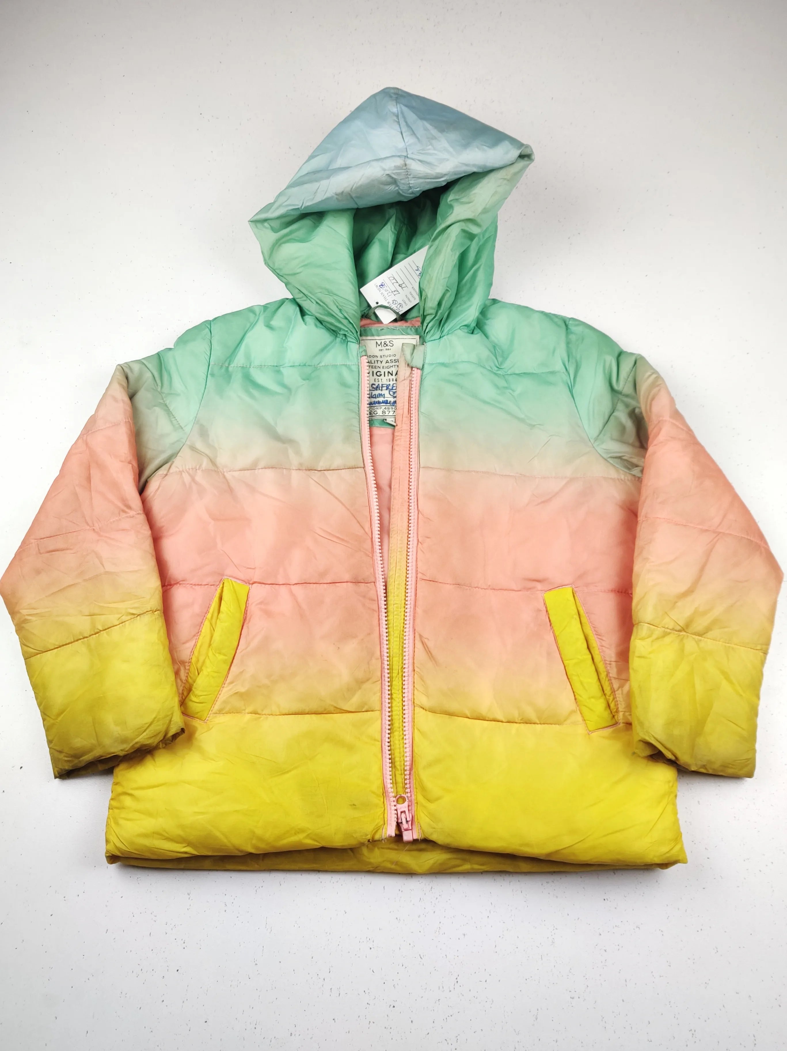 Buy online pre-used pre-loved 100% authentic & Original branded Marks & Spencer (KJG-12038) available in Pakistan. Top international brands avilable.