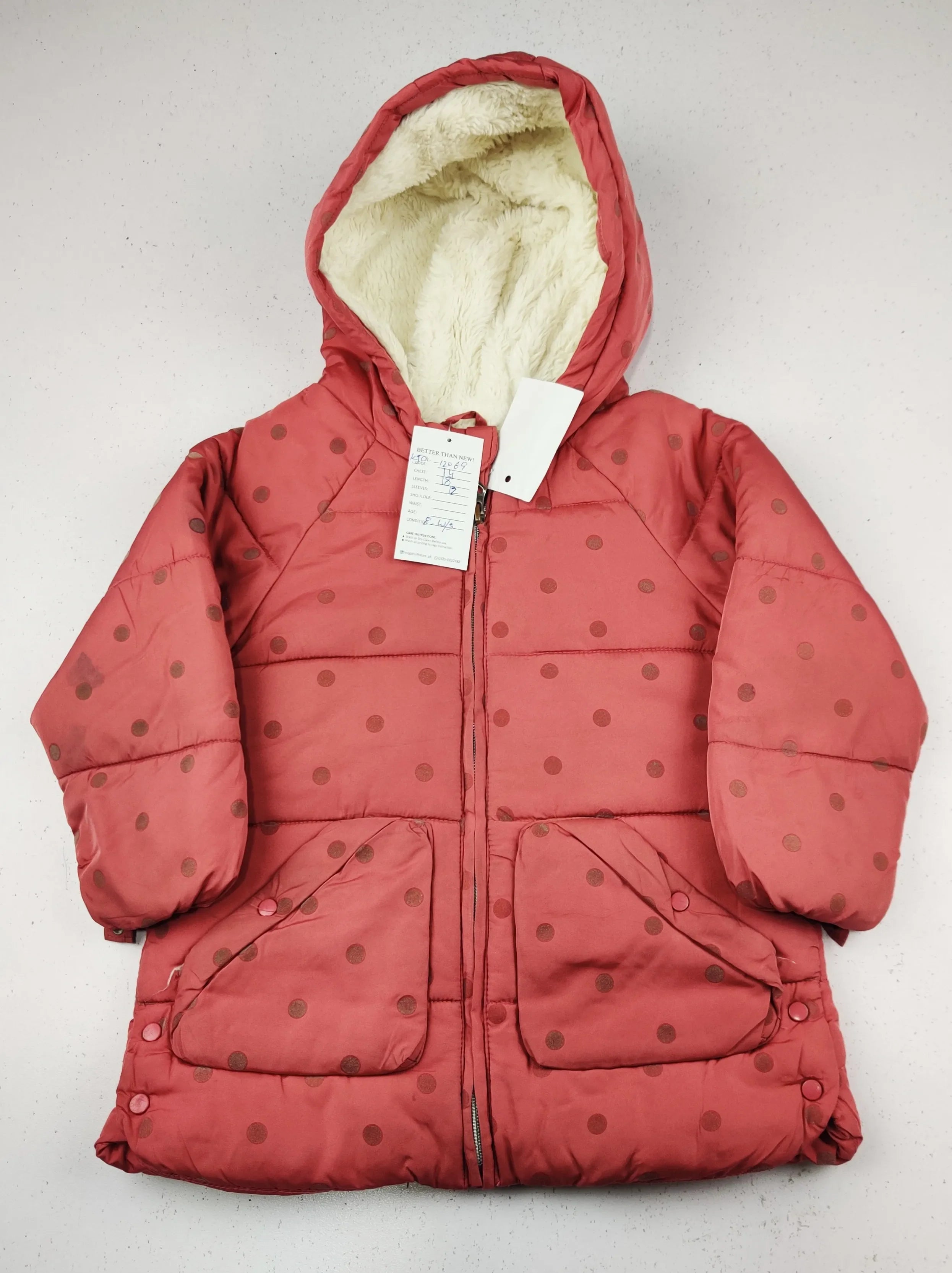 Buy online pre-used pre-loved 100% authentic & Original branded F&F (KJG-12069) available in Pakistan. Top international brands avilable.