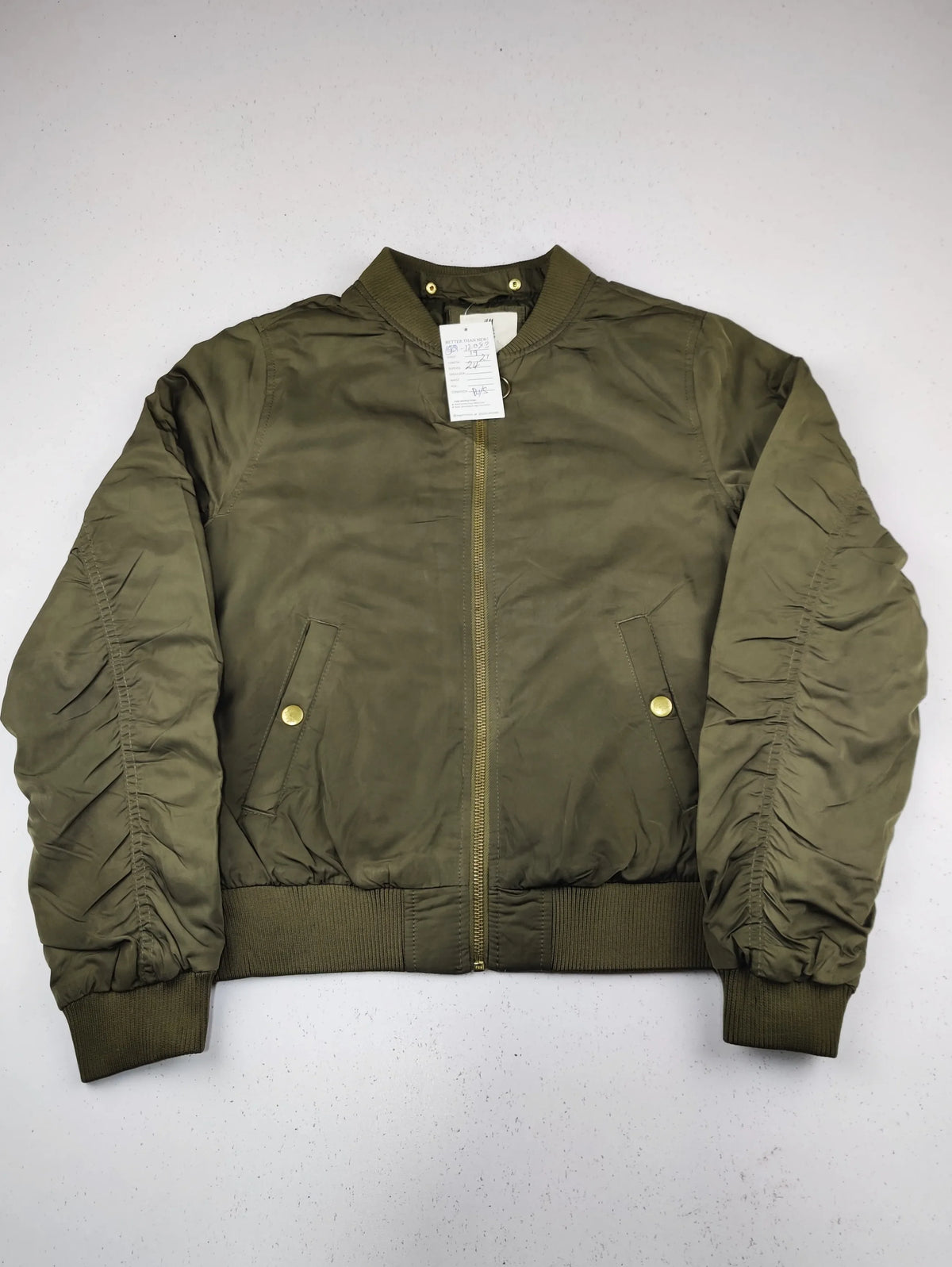 Buy online pre-used pre-loved 100% authentic & Original branded H&M (KJG-12083) available in Pakistan. Top international brands avilable.