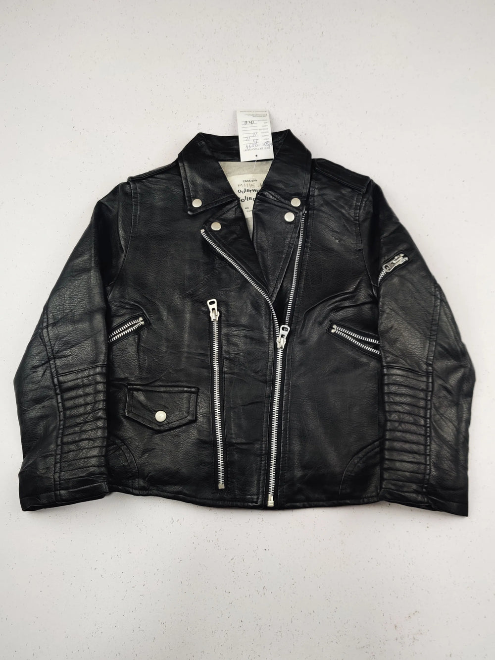 Buy online pre-used pre-loved 100% authentic & Original branded Zara (KJG-12094) available in Pakistan. Top international brands avilable.