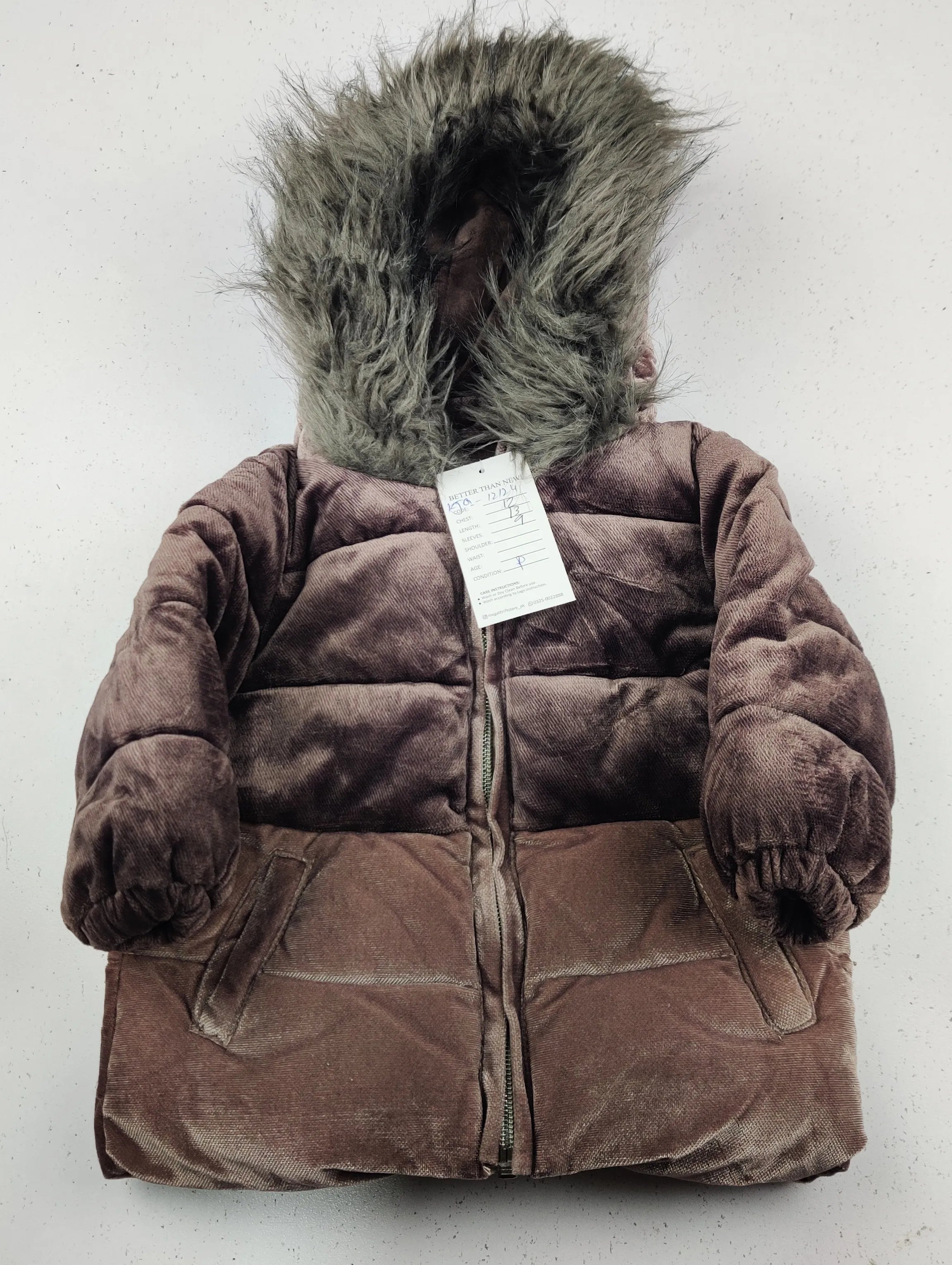 Buy online pre-used pre-loved 100% authentic & Original branded Buckingham (KJG-12124) available in Pakistan. Top international brands avilable.