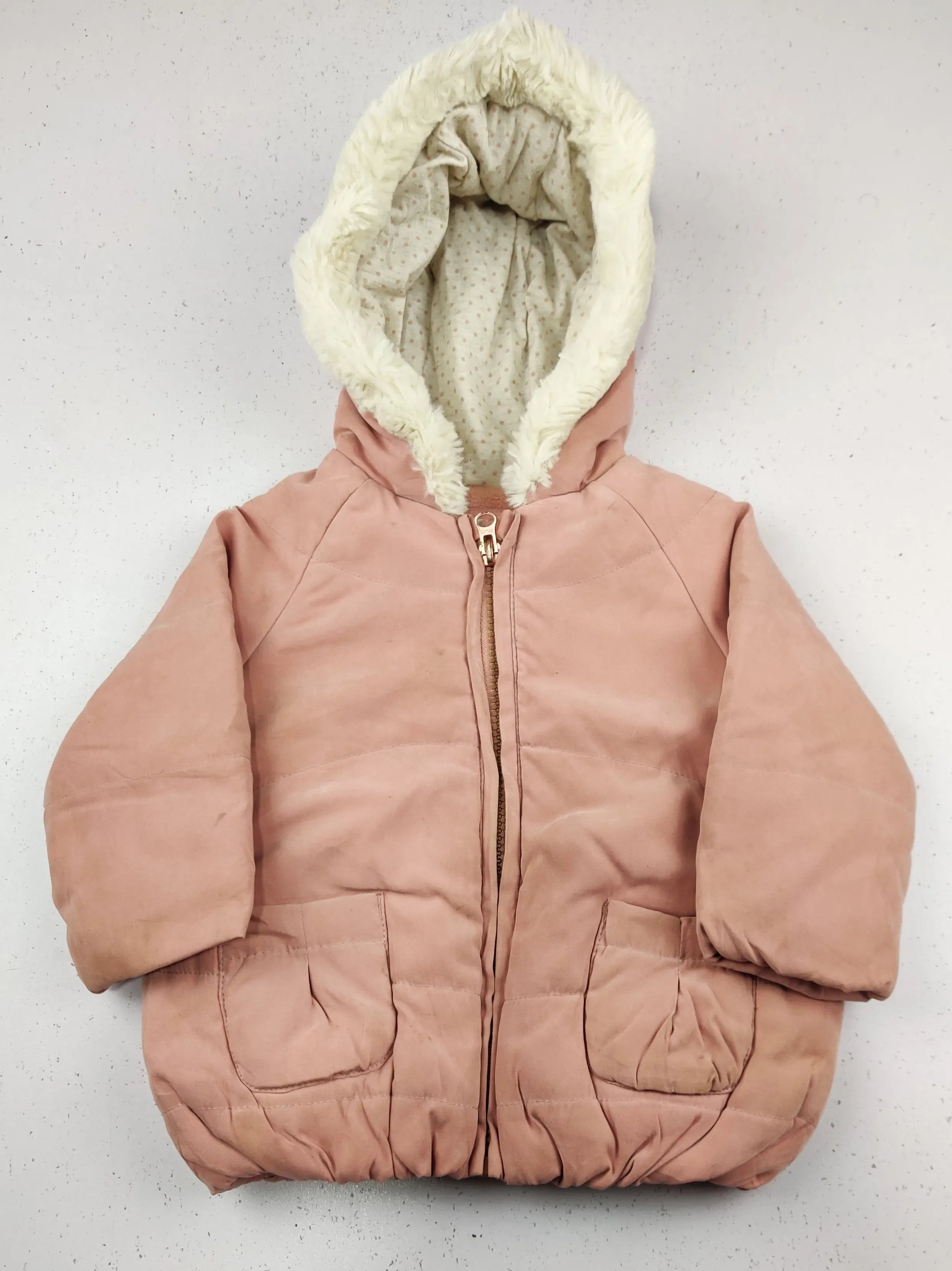 Buy online pre-used pre-loved 100% authentic & Original branded F&F (KJG-12138) available in Pakistan. Top international brands avilable.