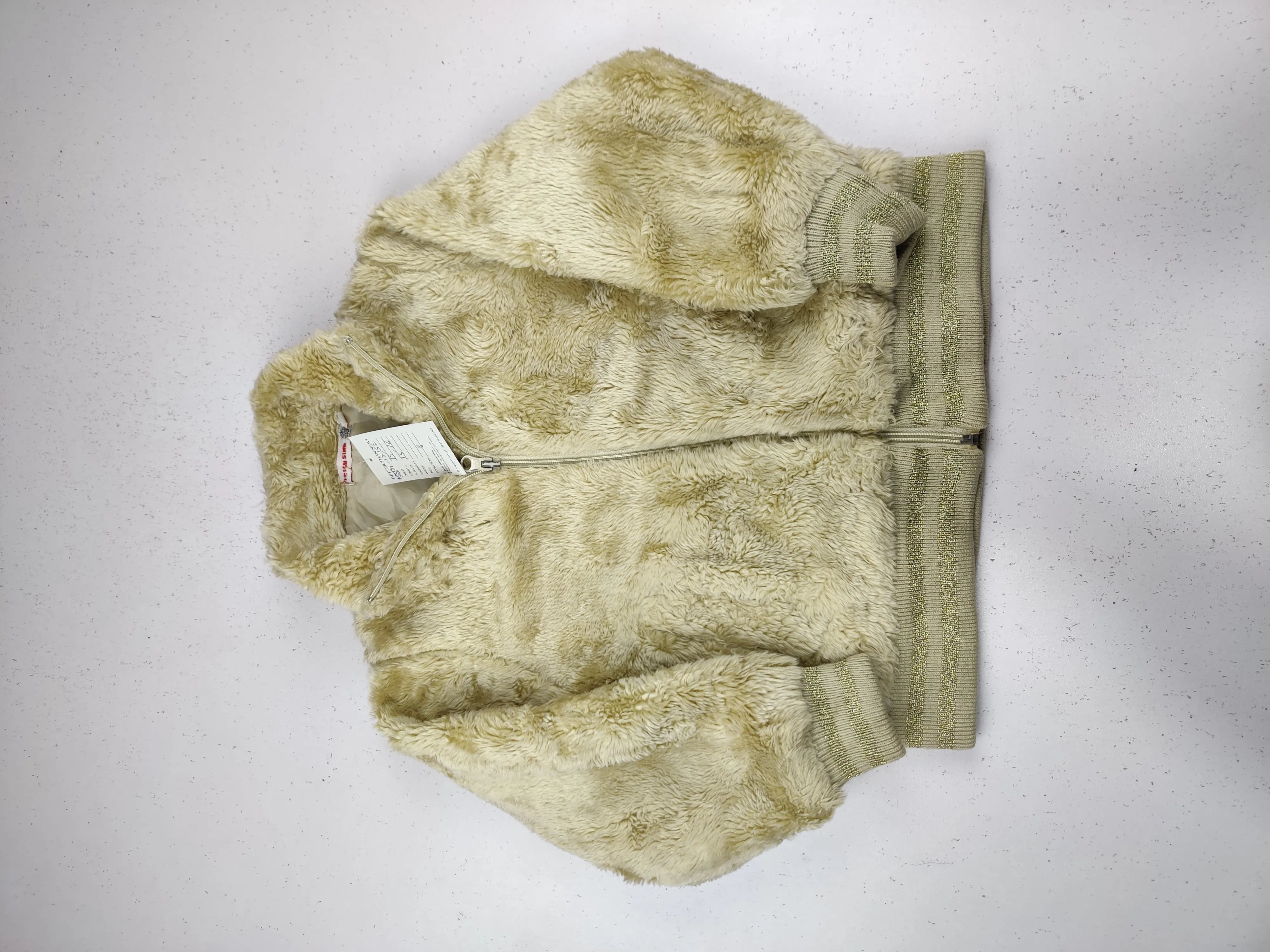 Buy online pre-used pre-loved 100% authentic & Original branded Prettyshine (KJG-12152) available in Pakistan. Top international brands avilable.