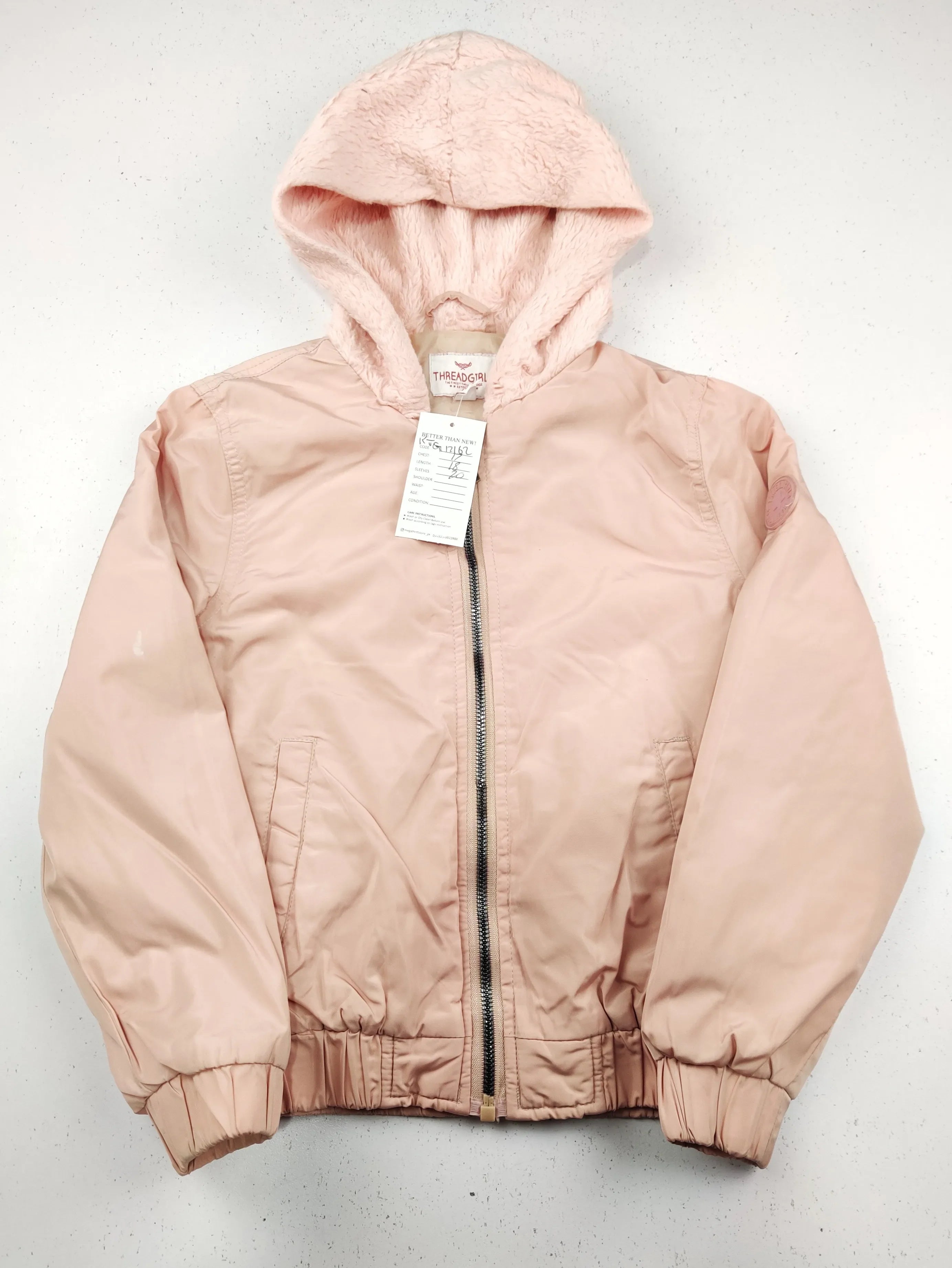 Buy online pre-used pre-loved 100% authentic & Original branded Thread Girls (KJG-12162) available in Pakistan. Top international brands avilable.