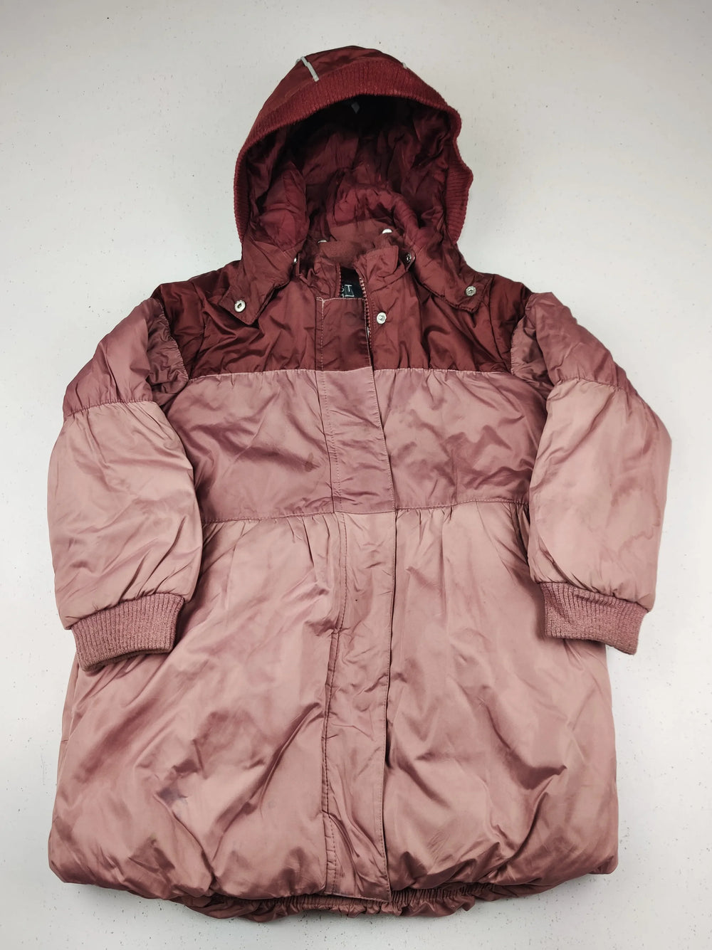 Buy online pre-used pre-loved 100% authentic & Original branded Hust & Claire (KJG-12167) available in Pakistan. Top international brands avilable.