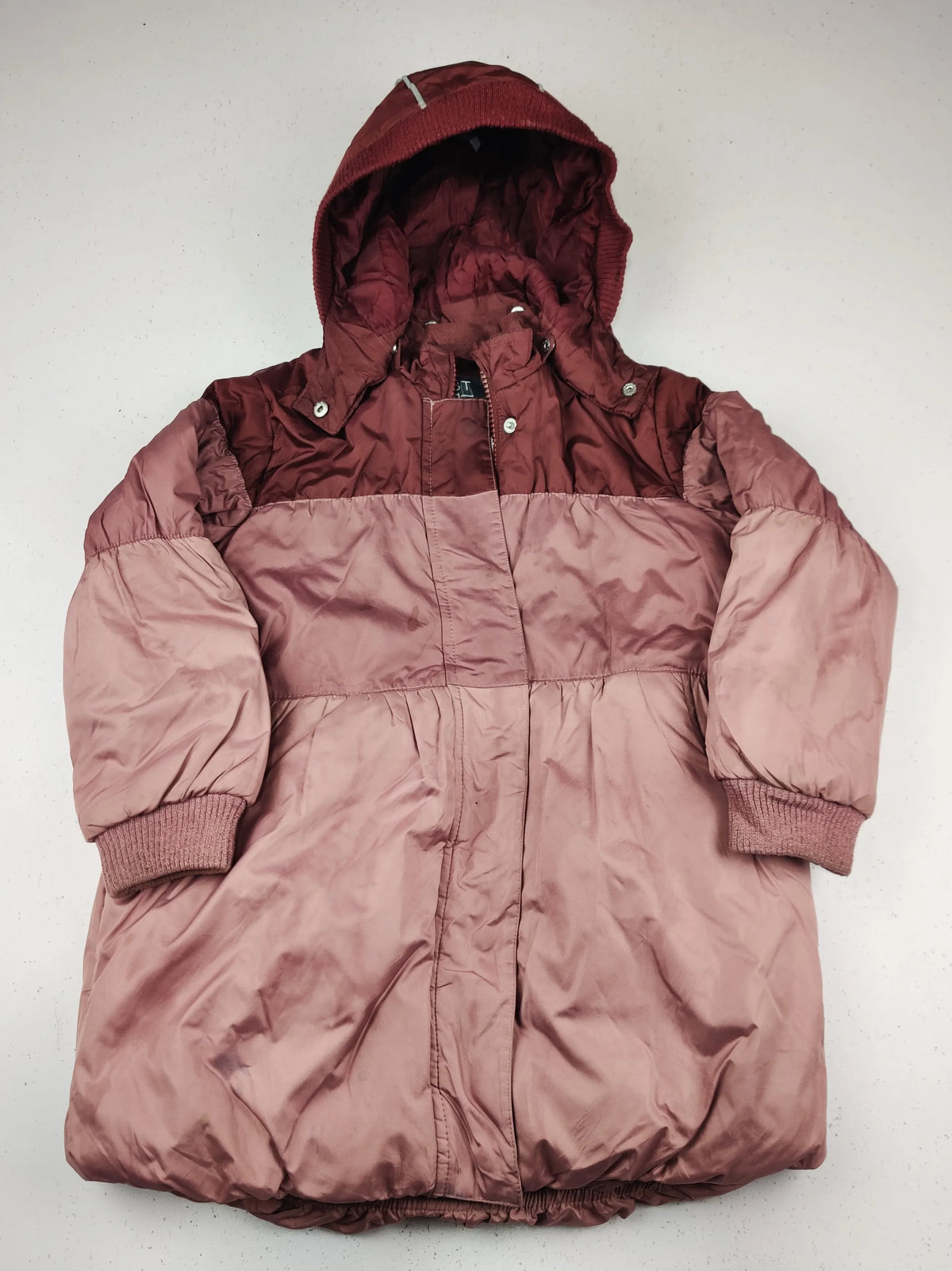Buy online pre-used pre-loved 100% authentic & Original branded Hust & Claire (KJG-12167) available in Pakistan. Top international brands avilable.