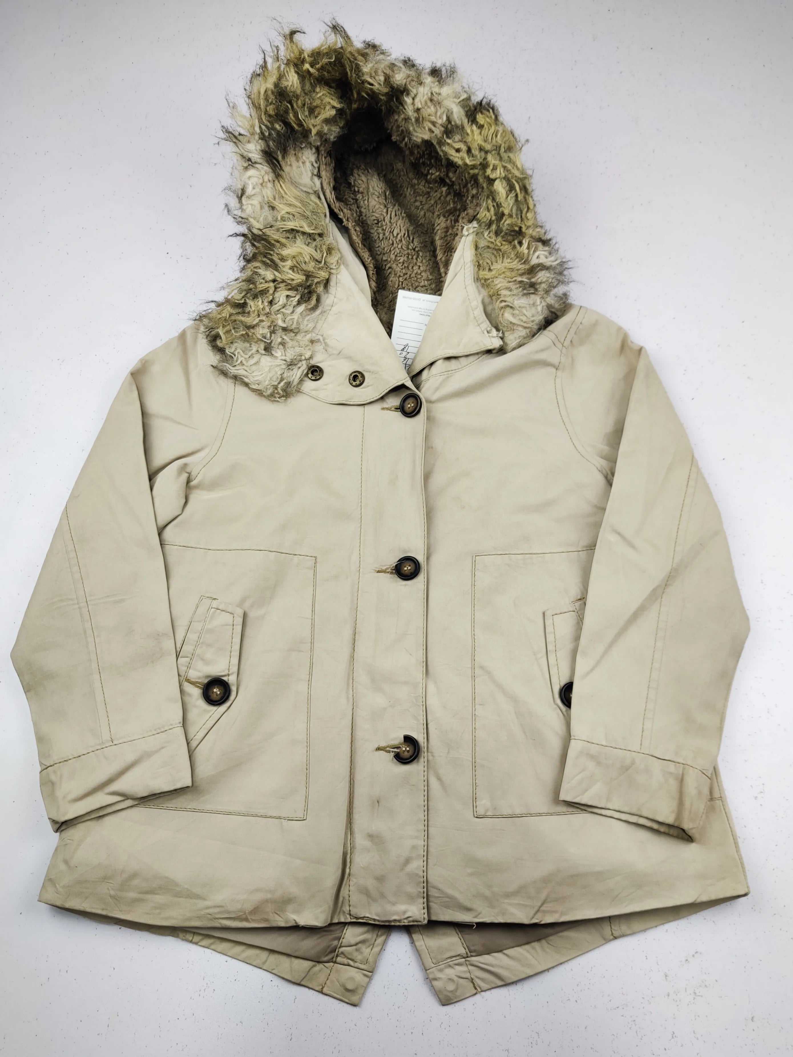 Buy online pre-used pre-loved 100% authentic & Original branded Outwear (KJG-12170) available in Pakistan. Top international brands avilable.