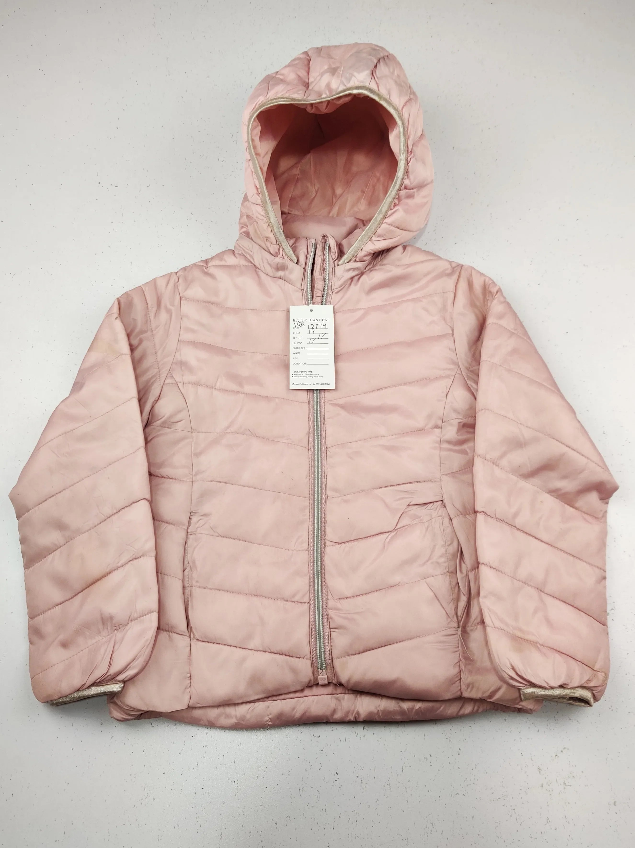 Buy online pre-used pre-loved 100% authentic & Original branded H&M (KJG-12174) available in Pakistan. Top international brands avilable.