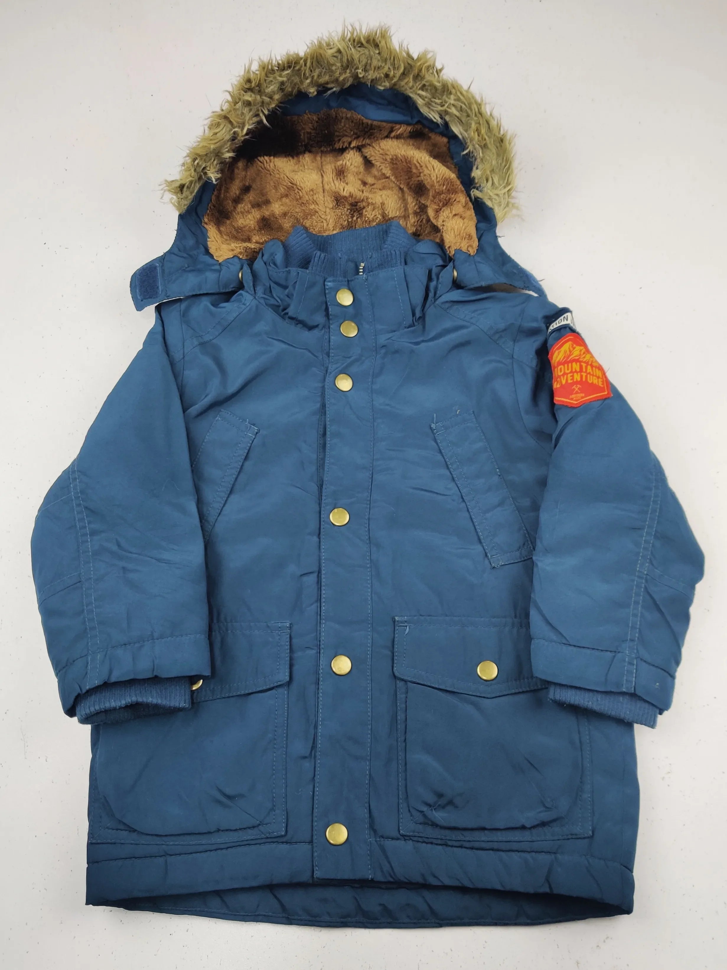 Buy online pre-used pre-loved 100% authentic & Original branded H&M (KJG-12182) available in Pakistan. Top international brands avilable.