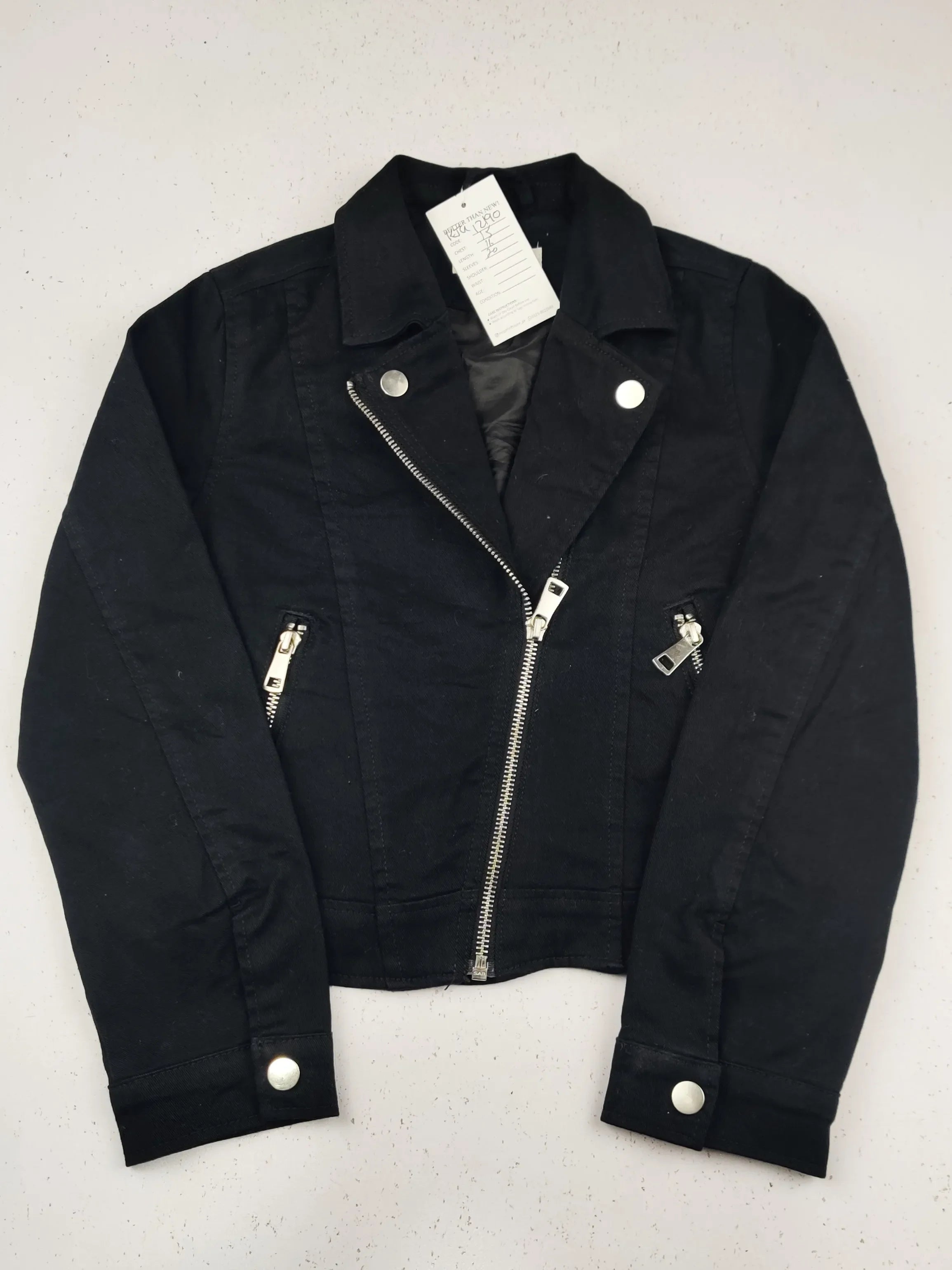 Buy online pre-used pre-loved 100% authentic & Original branded H&M (KJG-12190) available in Pakistan. Top international brands avilable.