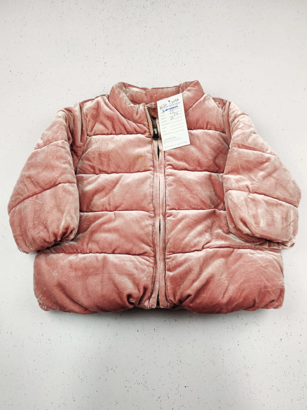 Buy online pre-used pre-loved 100% authentic & Original branded Gap (KJG-12196) available in Pakistan. Top international brands avilable.