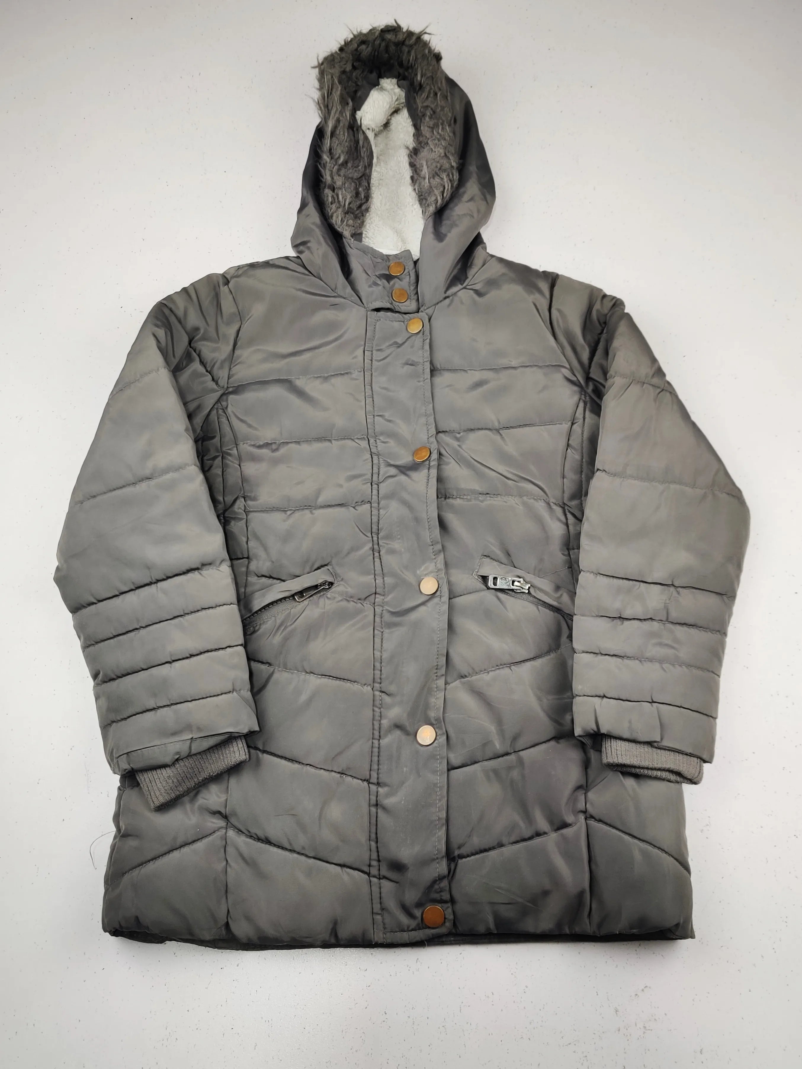 Buy online pre-used pre-loved 100% authentic & Original branded Primark (KJG-12221) available in Pakistan. Top international brands avilable.