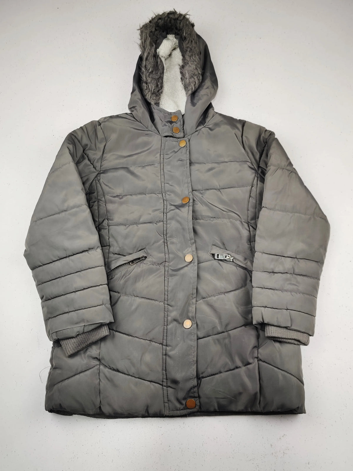 Buy online pre-used pre-loved 100% authentic & Original branded Primark (KJG-12221) available in Pakistan. Top international brands avilable.
