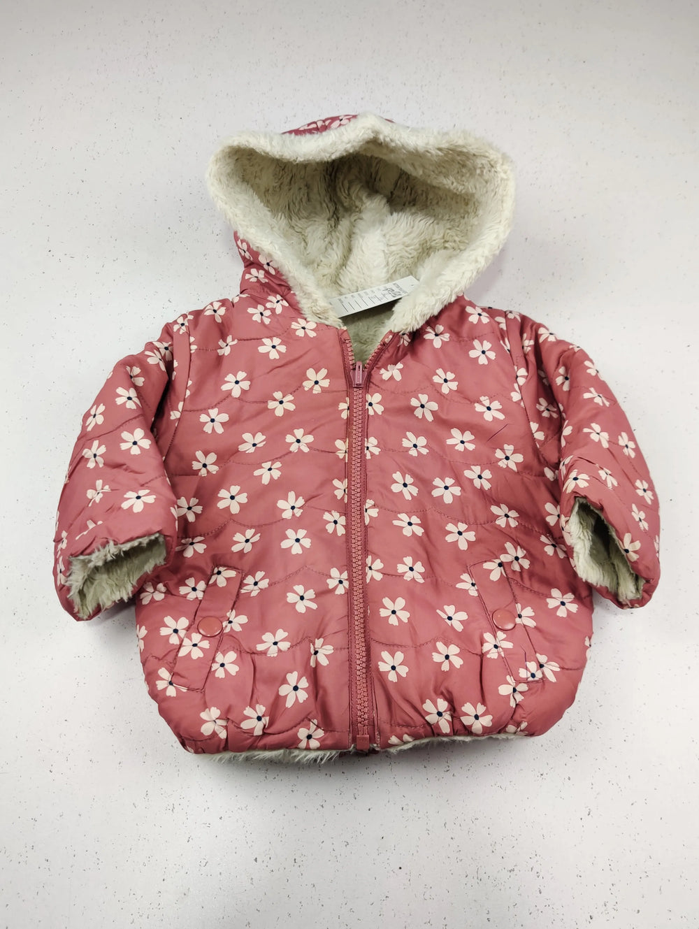 Buy online pre-used pre-loved 100% authentic & Original branded George (KJG-12248) available in Pakistan. Top international brands avilable.
