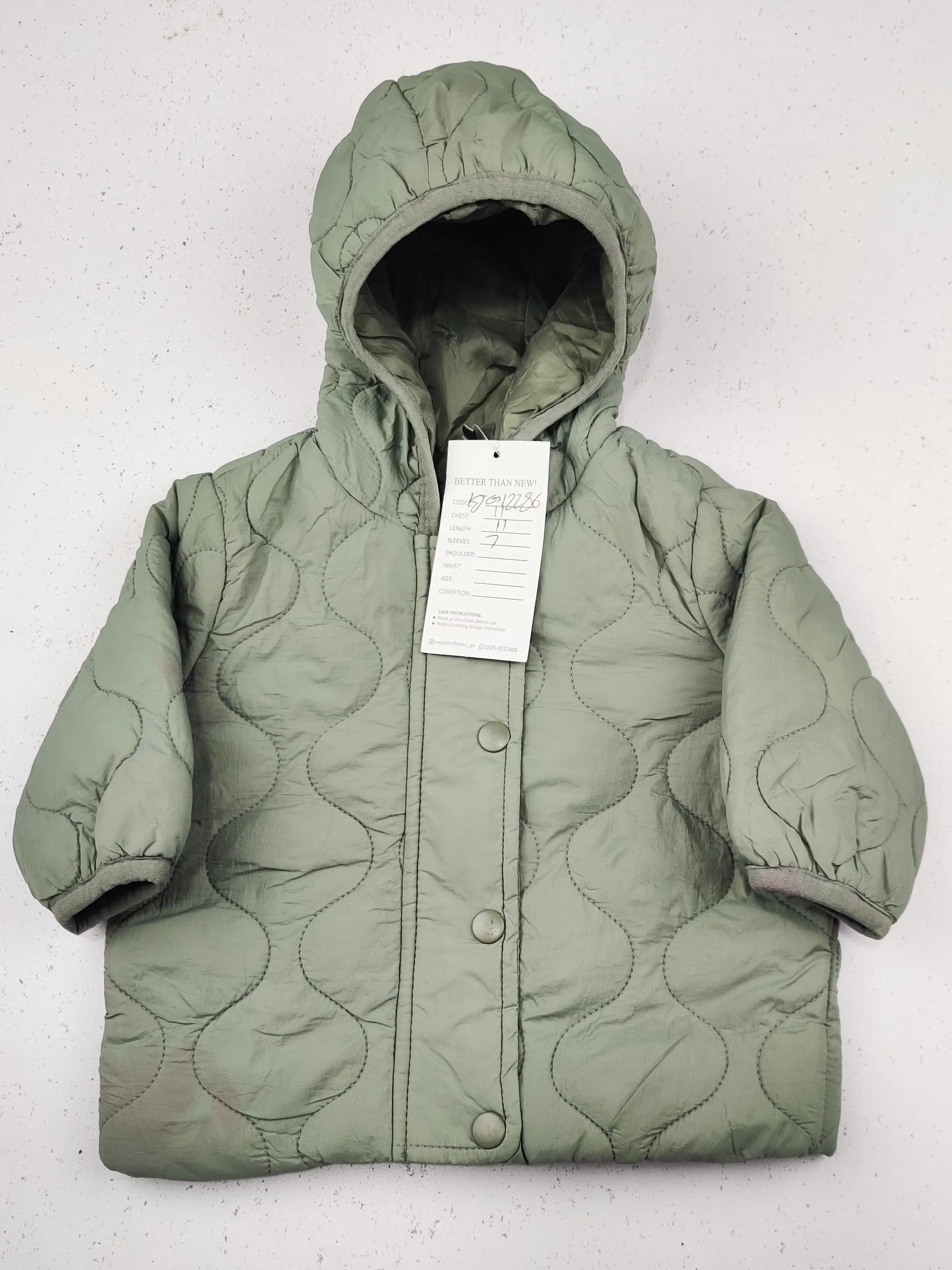Buy online pre-used pre-loved 100% authentic & Original branded Tu (KJG-12286) available in Pakistan. Top international brands avilable.