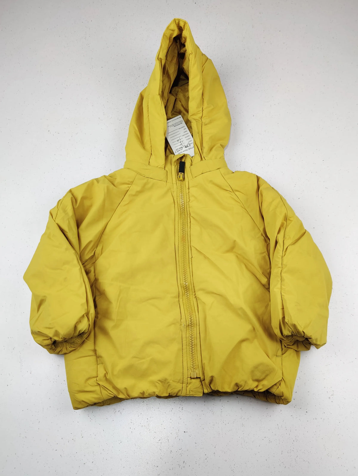Buy online pre-used pre-loved 100% authentic & Original branded Zara (KJG-12297) available in Pakistan. Top international brands avilable.