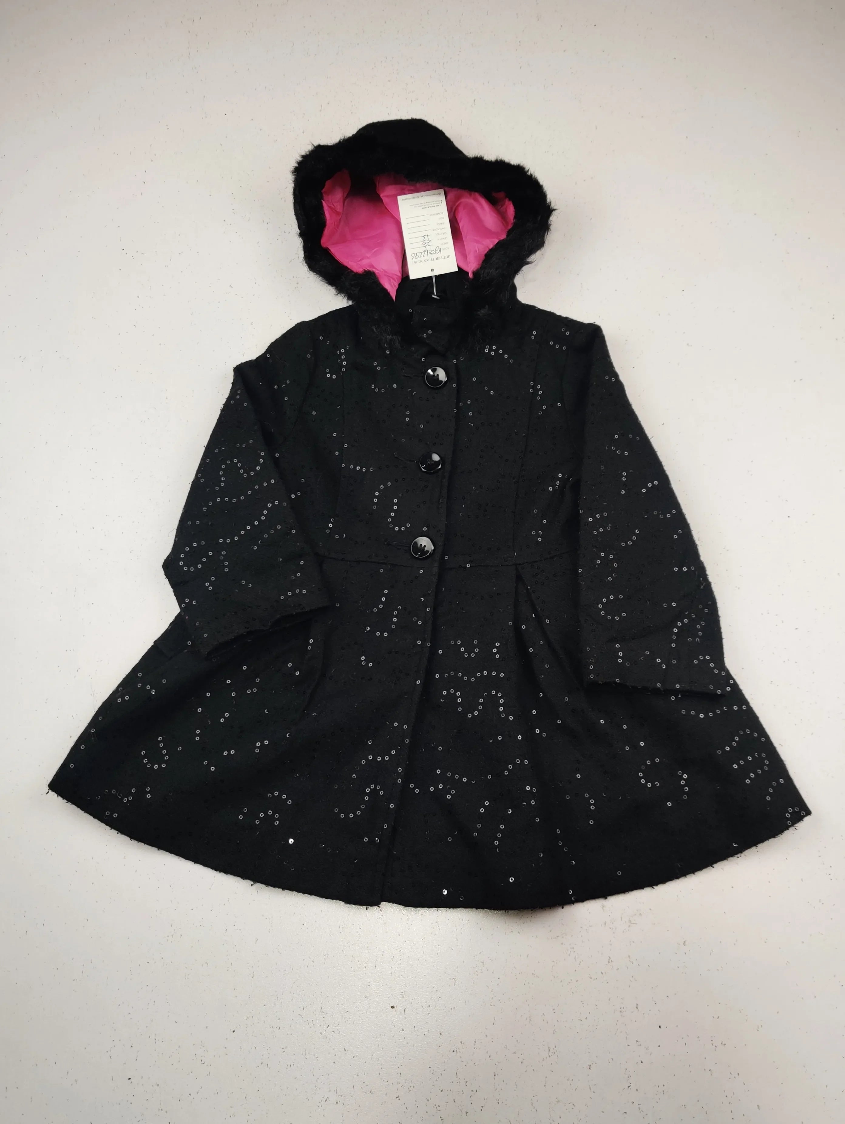 Buy online pre-used pre-loved 100% authentic & Original branded F&F (KJG-12298) available in Pakistan. Top international brands avilable.