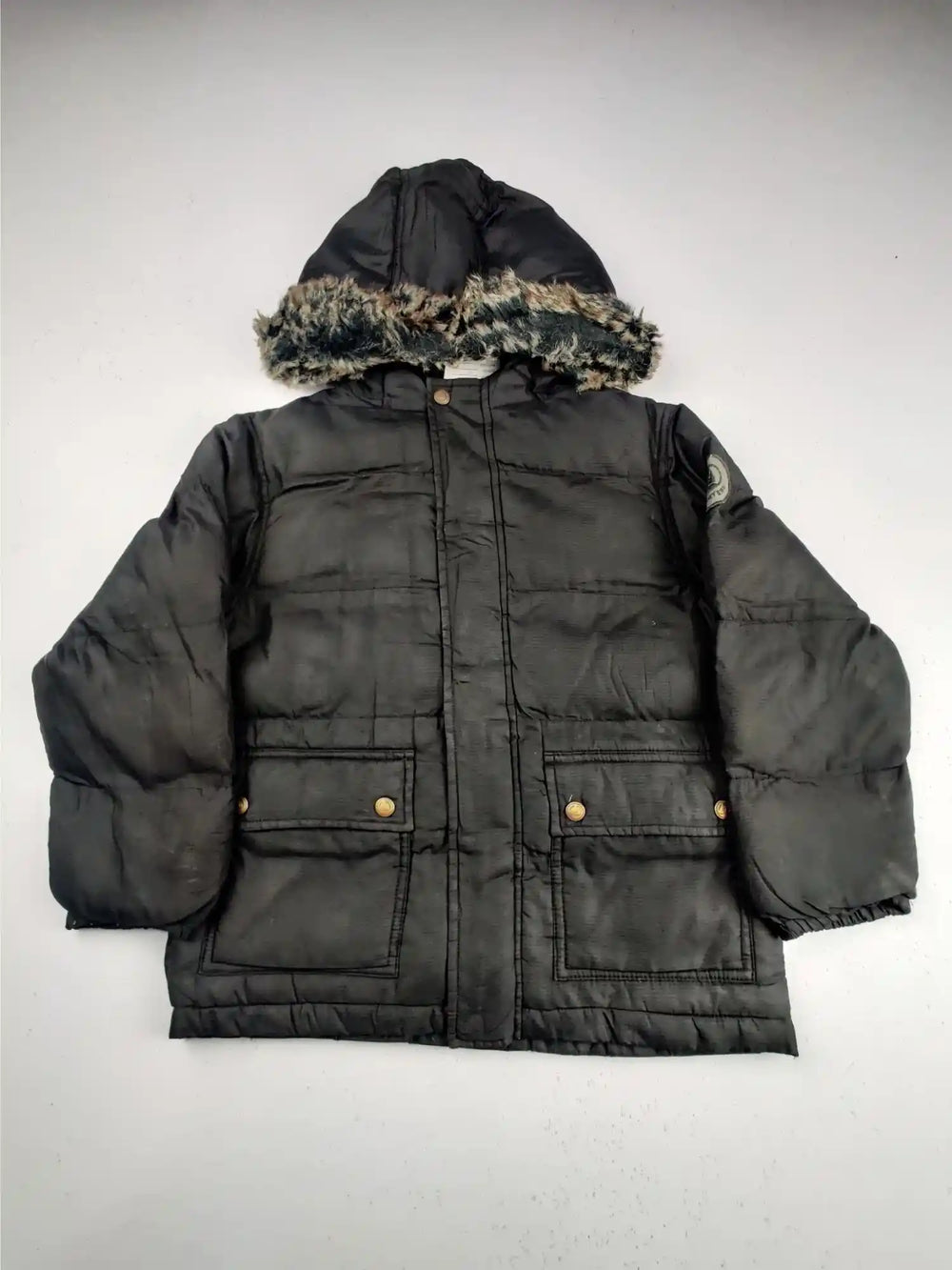 Buy online pre-used pre-loved 100% authentic & Original branded Petit Bateau (KJG-160) available in Pakistan. Top international brands avilable.