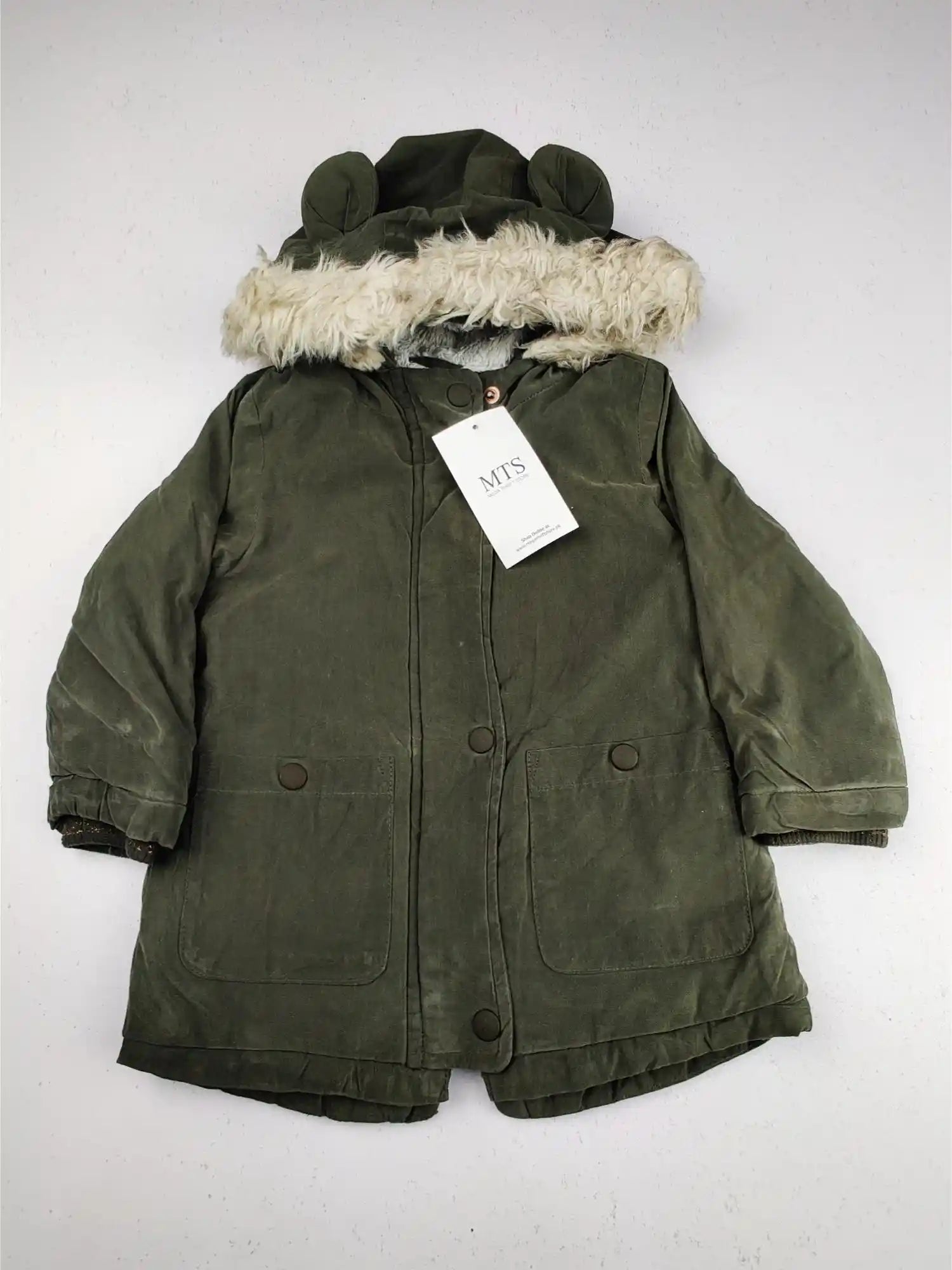 Buy online pre-used pre-loved 100% authentic & Original branded Primark (KJG-163) available in Pakistan. Top international brands avilable.