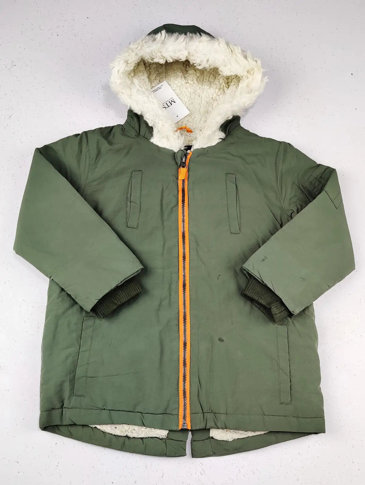 Buy online pre-used pre-loved 100% authentic & Original branded V By Very (KJG-380) available in Pakistan. Top international brands avilable.