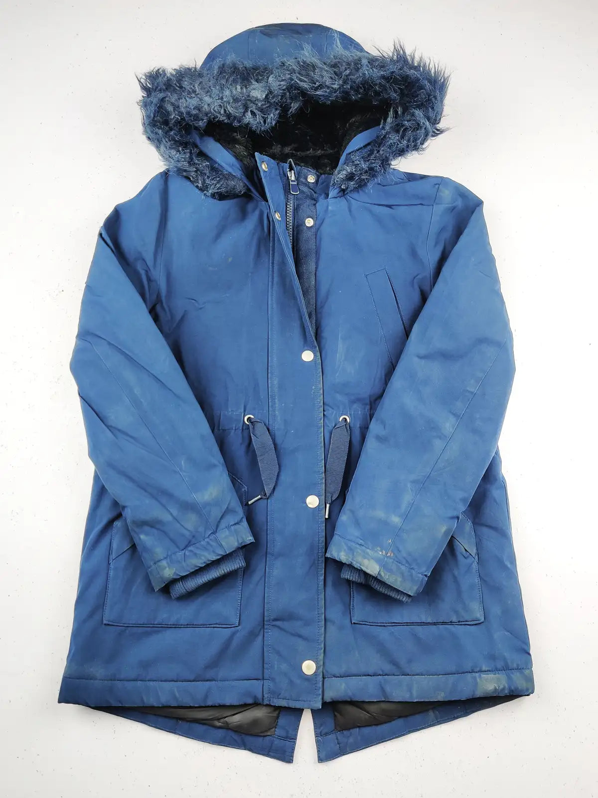 Buy online pre-used pre-loved 100% authentic & Original branded Marks & Spencer (KJG-464) available in Pakistan. Top international brands avilable.