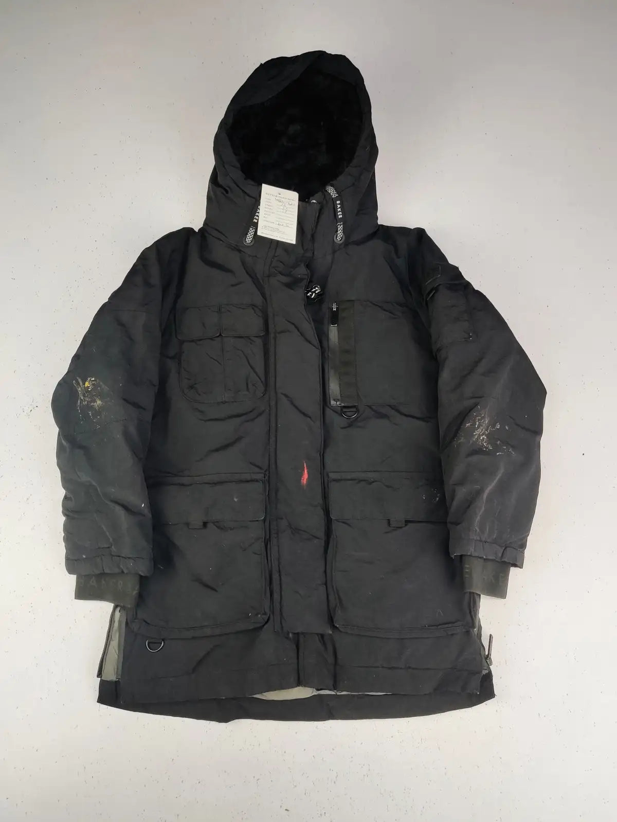 Buy online pre-used pre-loved 100% authentic & Original branded Ted Baker (KJG-521) available in Pakistan. Top international brands avilable.