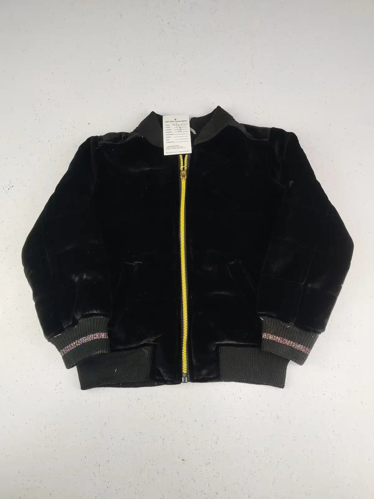 Buy online pre-used pre-loved 100% authentic & Original branded Superior (KJG-547) available in Pakistan. Top international brands avilable.