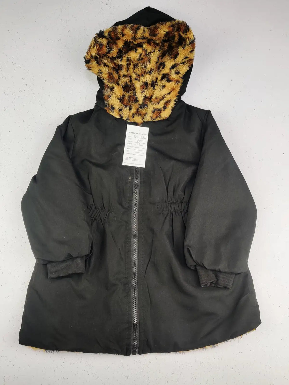 Buy online pre-used pre-loved 100% authentic & Original branded Unknown Brand (KJG-550) available in Pakistan. Top international brands avilable.