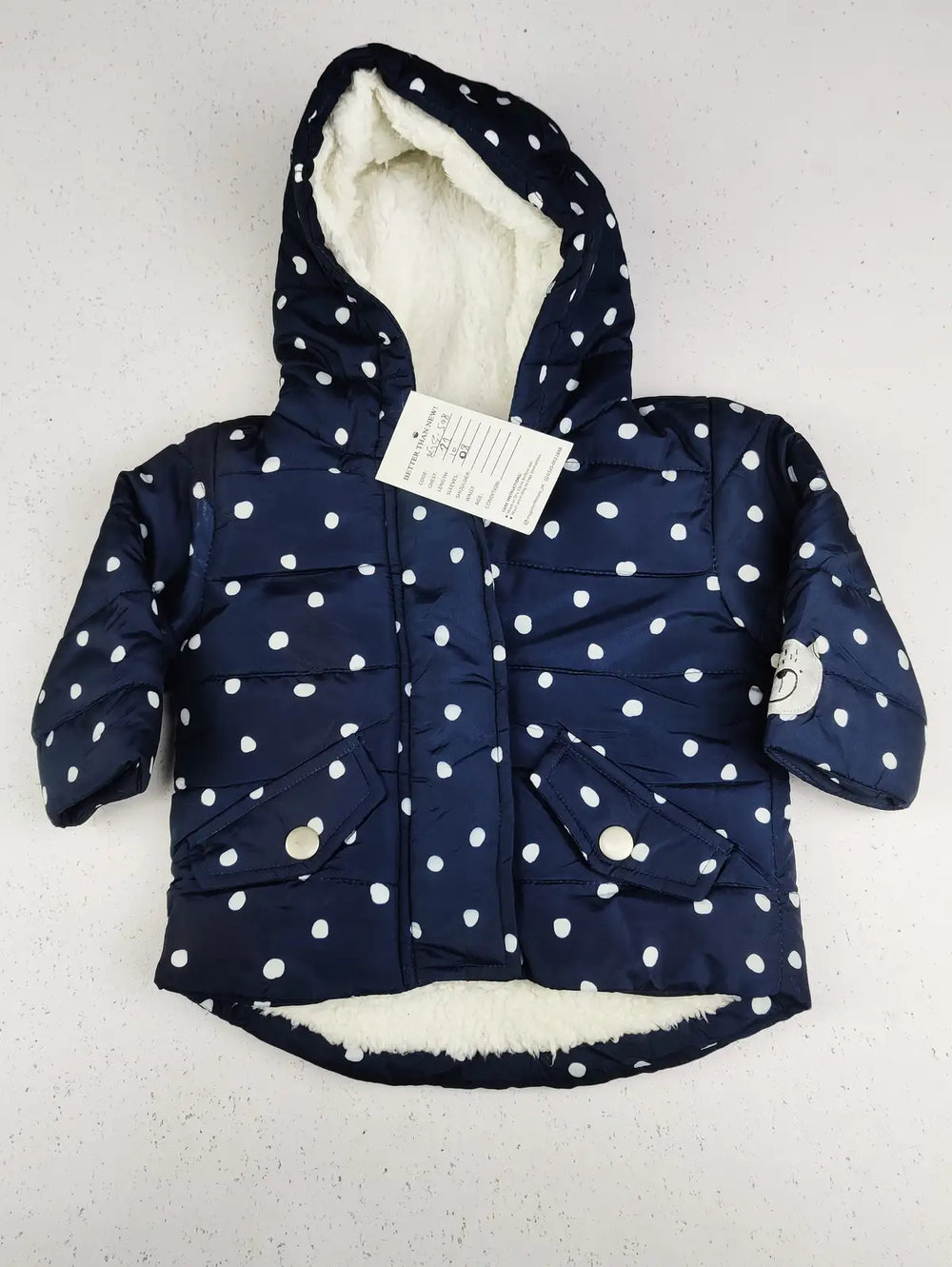 Buy online pre-used pre-loved 100% authentic & Original branded Unknown Brand (KJG-598) available in Pakistan. Top international brands avilable.