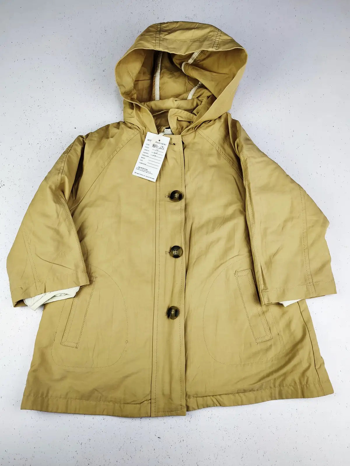 Buy online pre-used pre-loved 100% authentic & Original branded Zara (KJG-686) available in Pakistan. Top international brands avilable.