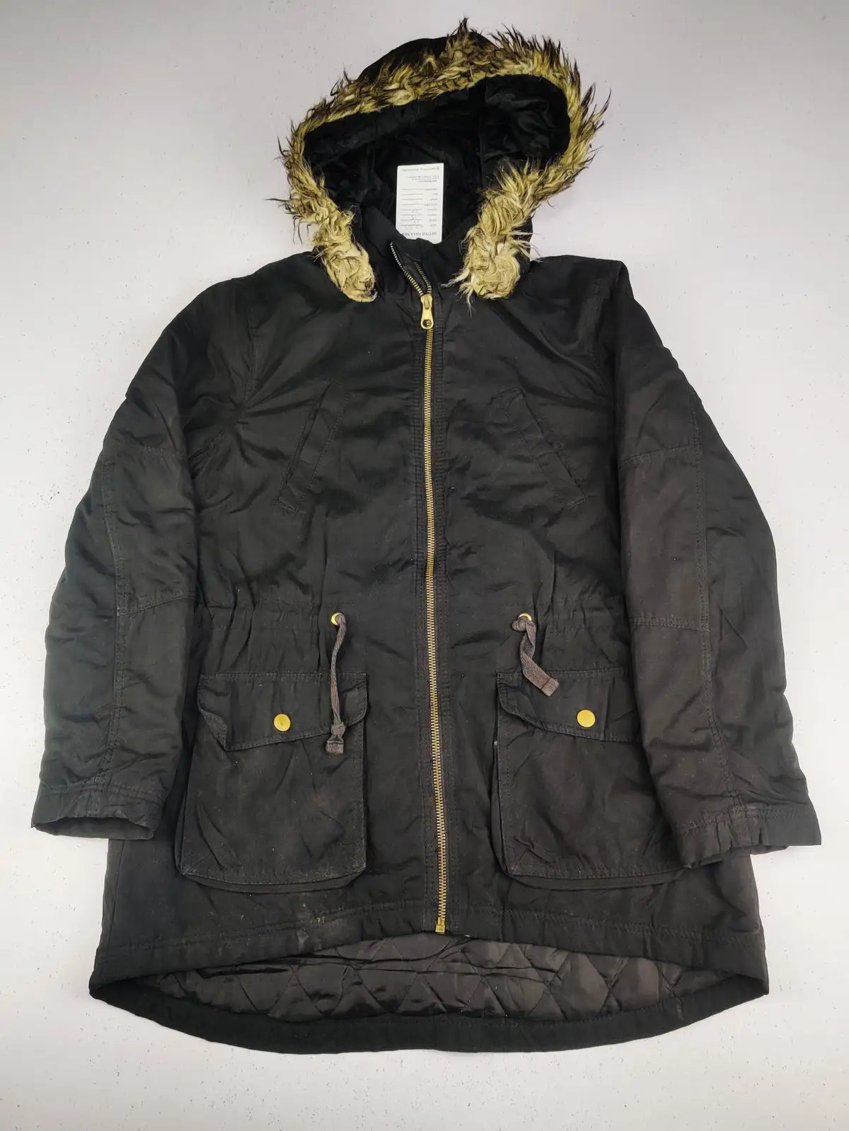 Buy online pre-used pre-loved 100% authentic & Original branded H&M (KJG-706) available in Pakistan. Top international brands avilable.