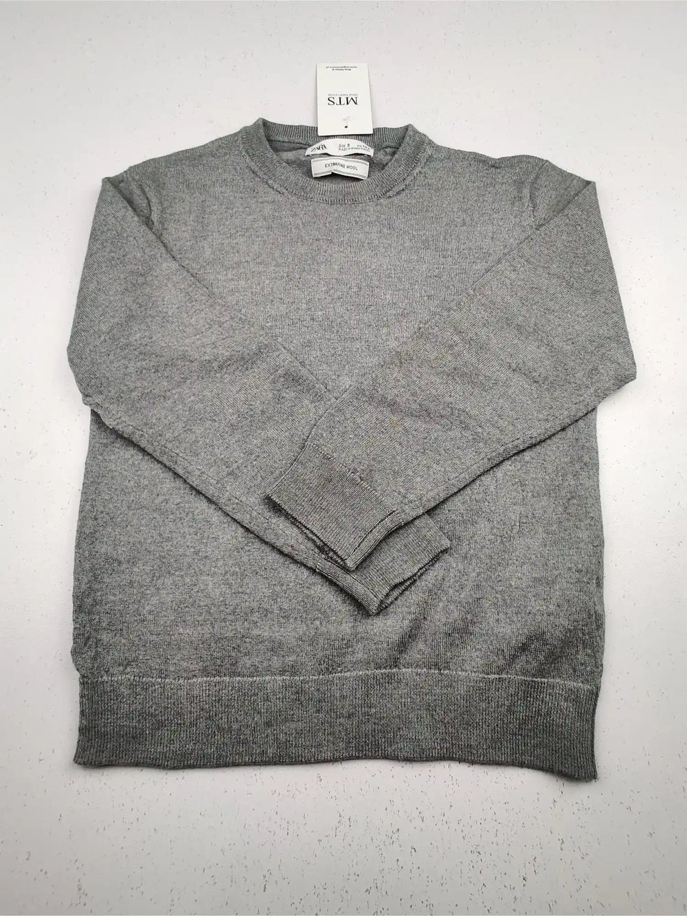 Buy online pre-used pre-loved 100% authentic & Original branded Zara (KWB-1366) available in Pakistan. Top international brands avilable.