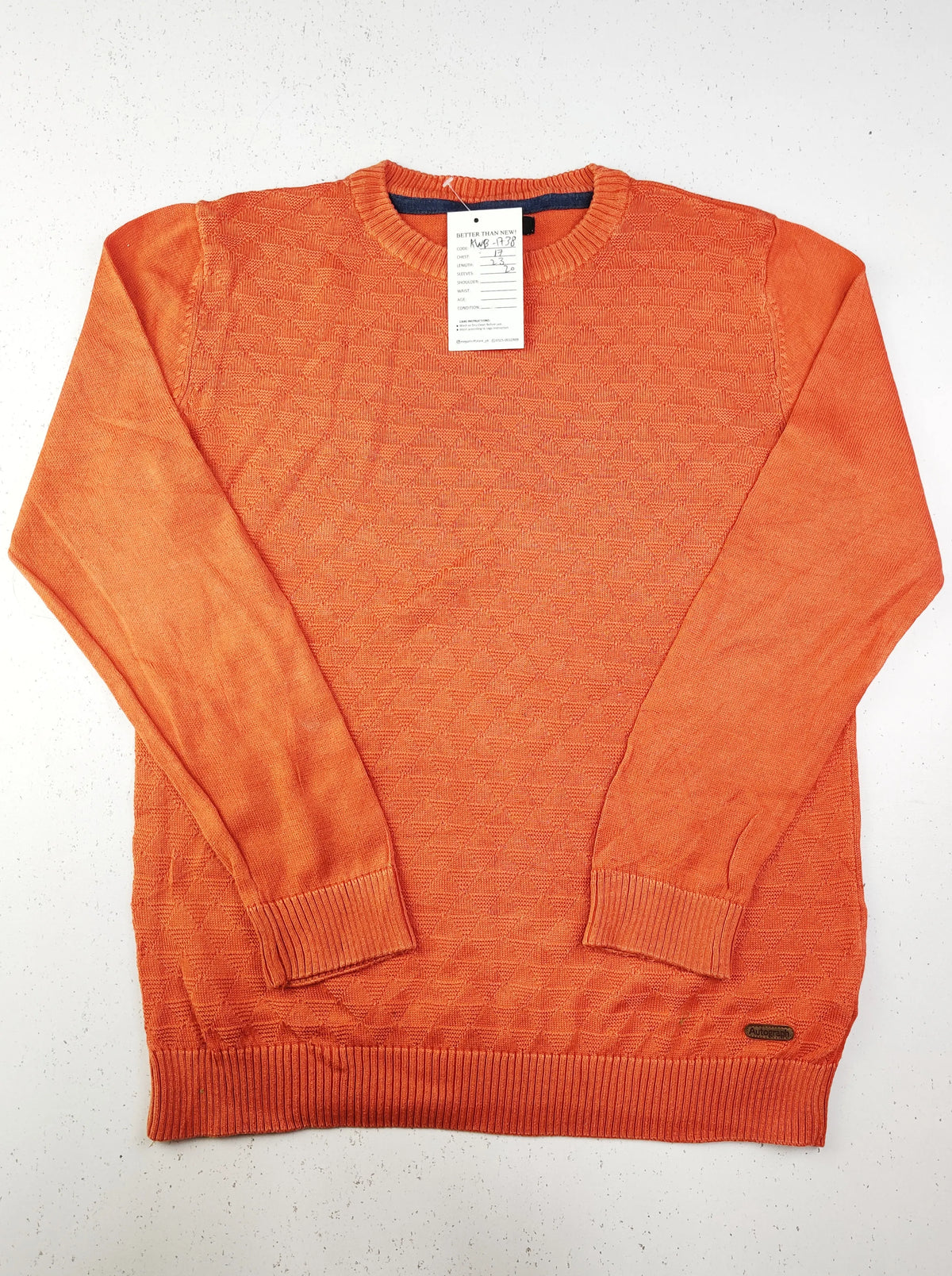 Buy online pre-used pre-loved 100% authentic & Original branded Marks & Spencer (KWB-1738) available in Pakistan. Top international brands avilable.